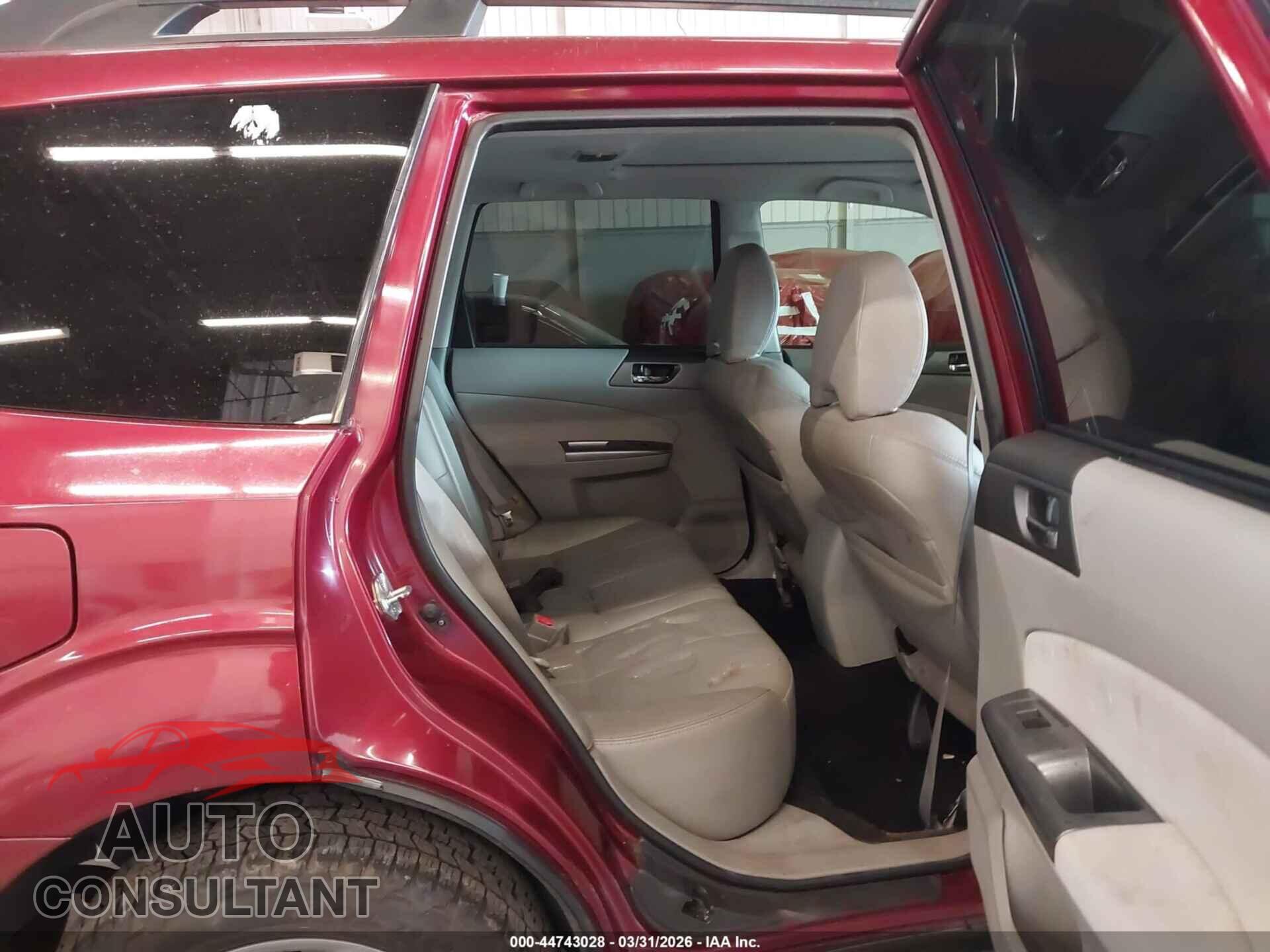 SUBARU FORESTER 2011 - JF2SHAEC9BH706884