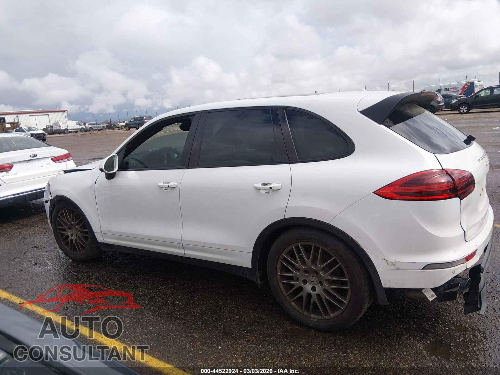 PORSCHE CAYENNE 2016 - WP1AB2A28GLA96350