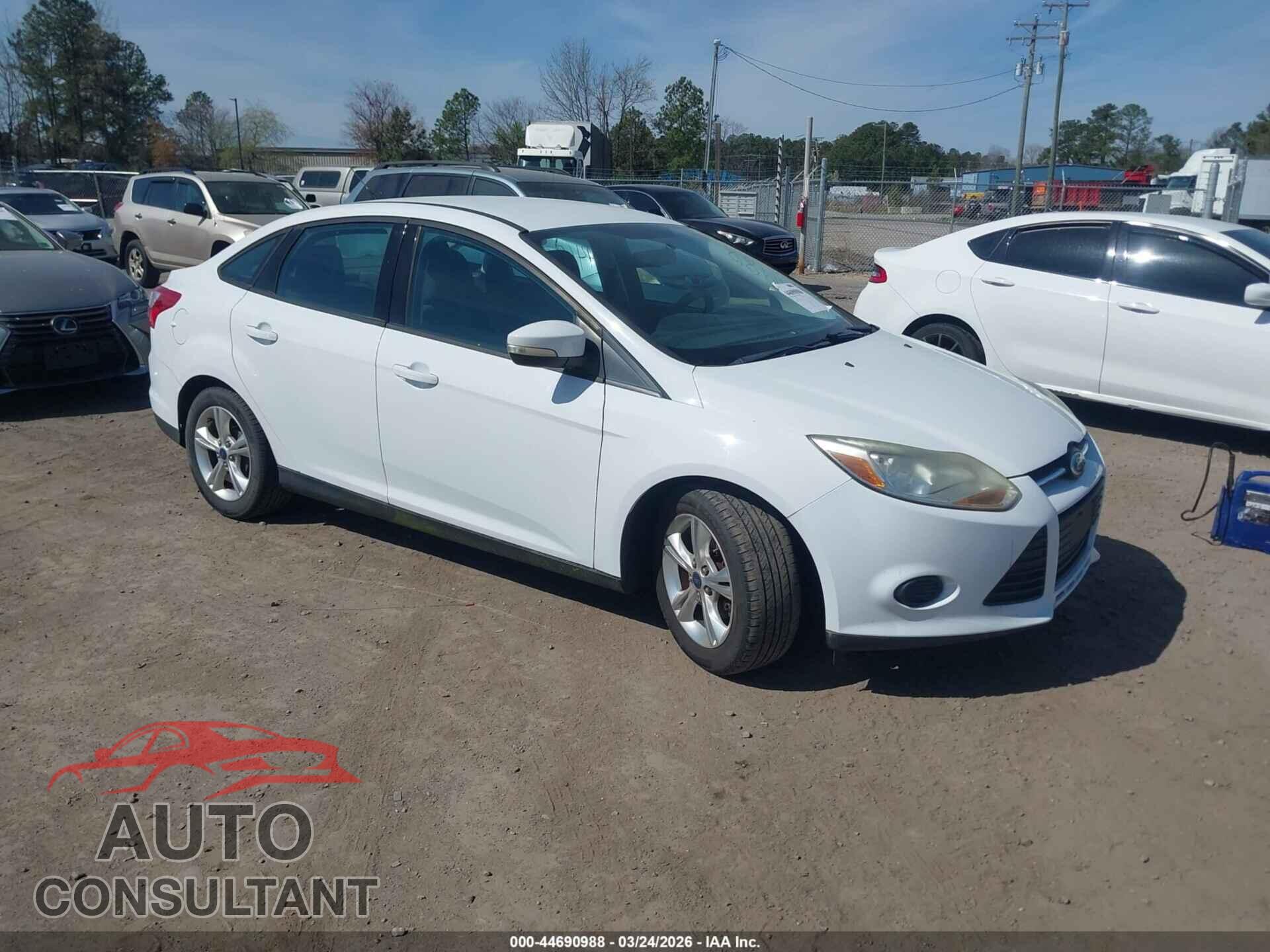 FORD FOCUS 2013 - 1FADP3F21DL318940