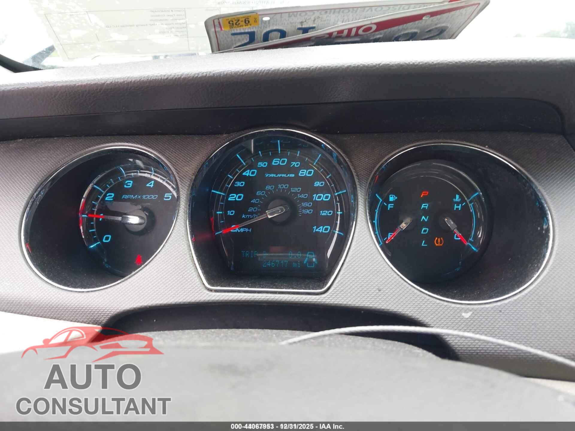 FORD TAURUS 2010 - 1FAHP2DWXAG120928