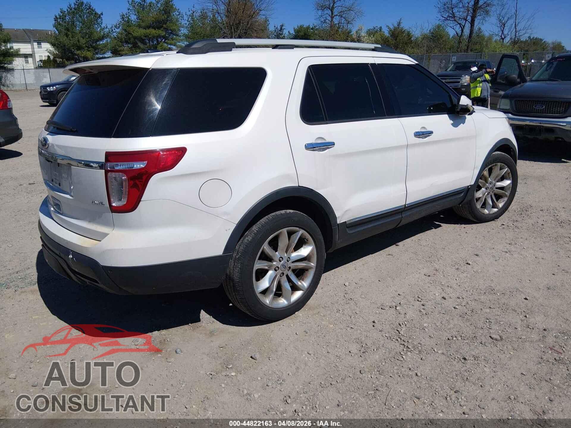 FORD EXPLORER 2011 - 1FMHK8F84BGA63455