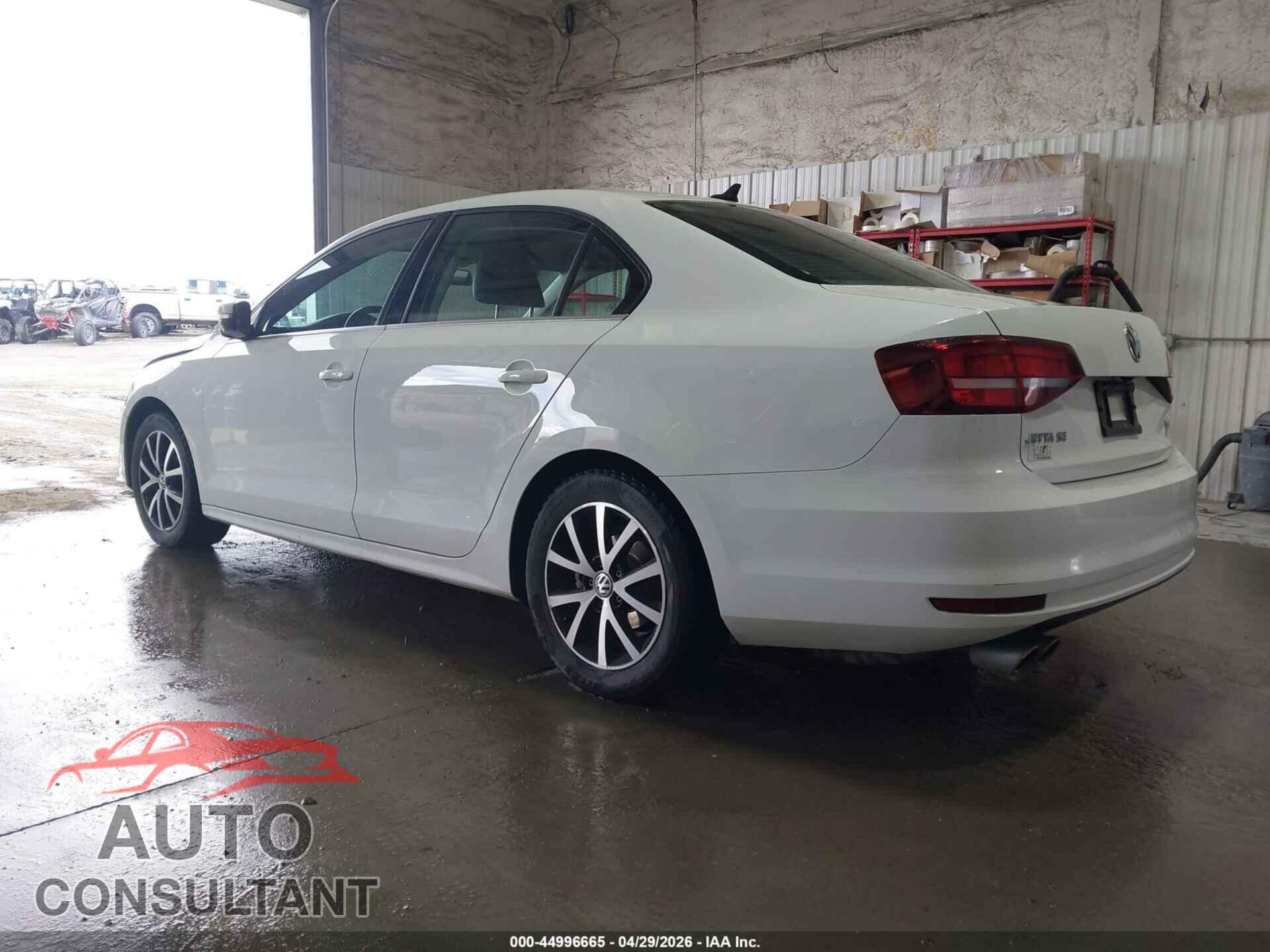 VOLKSWAGEN JETTA 2017 - 3VWDB7AJ9HM275903