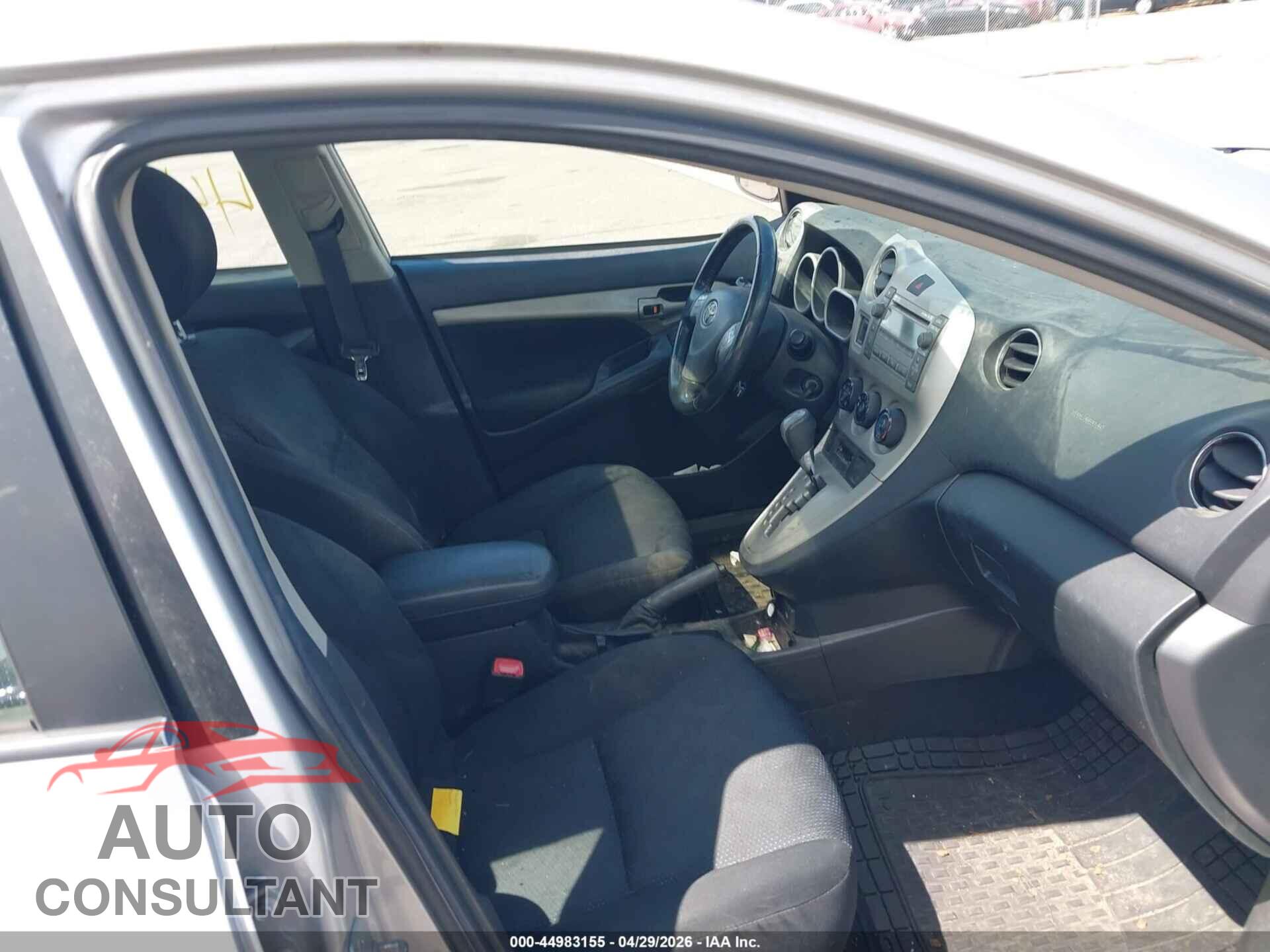 TOYOTA MATRIX 2010 - 2T1LE4EE4AC014131