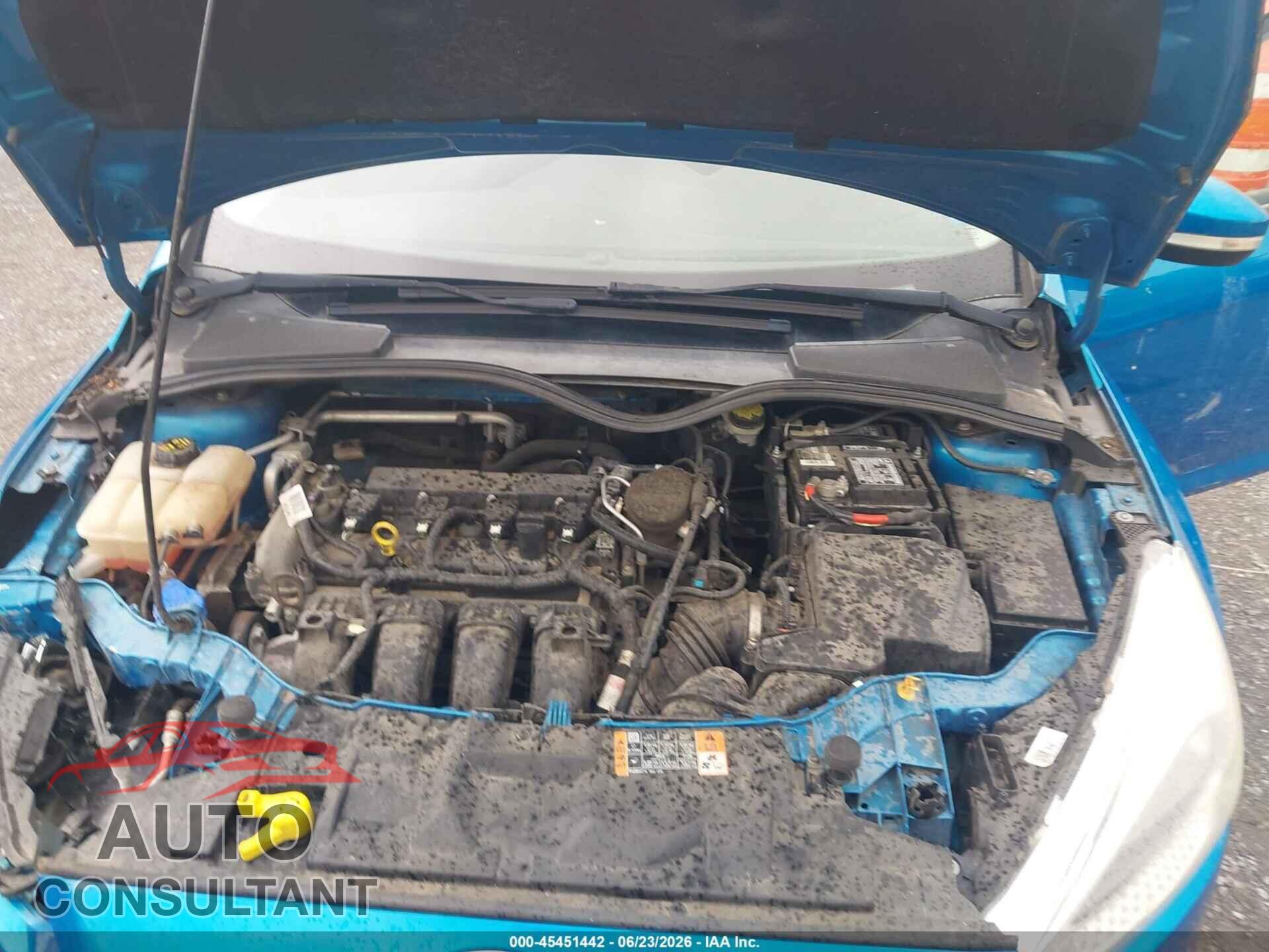 FORD FOCUS 2015 - 1FADP3F23FL286883