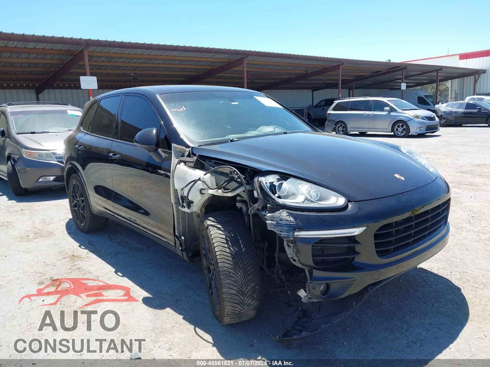 PORSCHE CAYENNE 2017 - WP1AA2A20HKA80606