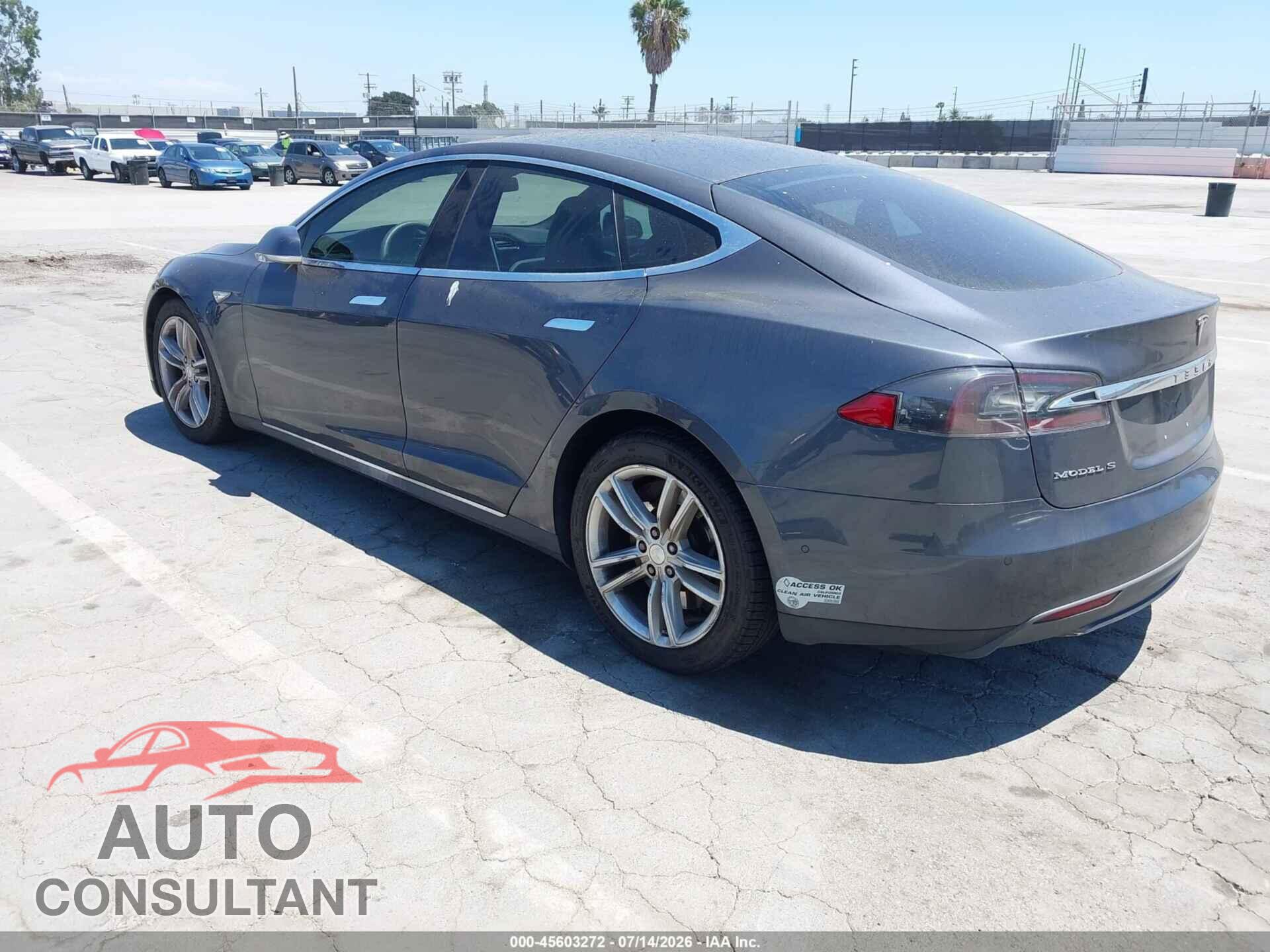 TESLA MODEL S 2015 - 5YJSA1E12FF117442
