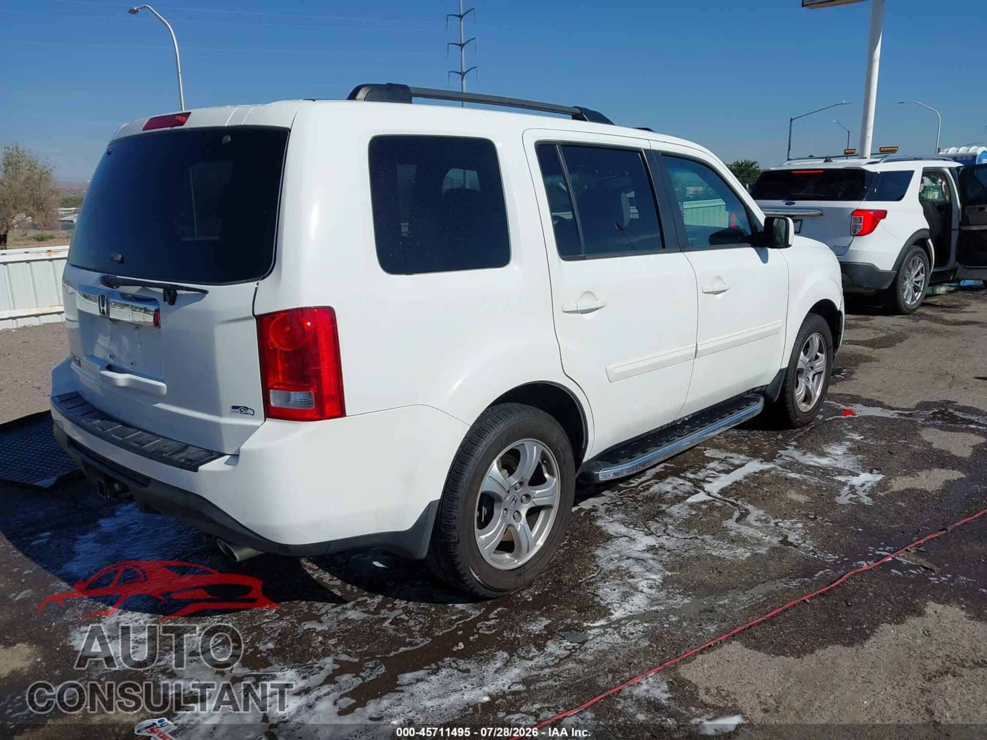 HONDA PILOT 2013 - 5FNYF3H68DB006230