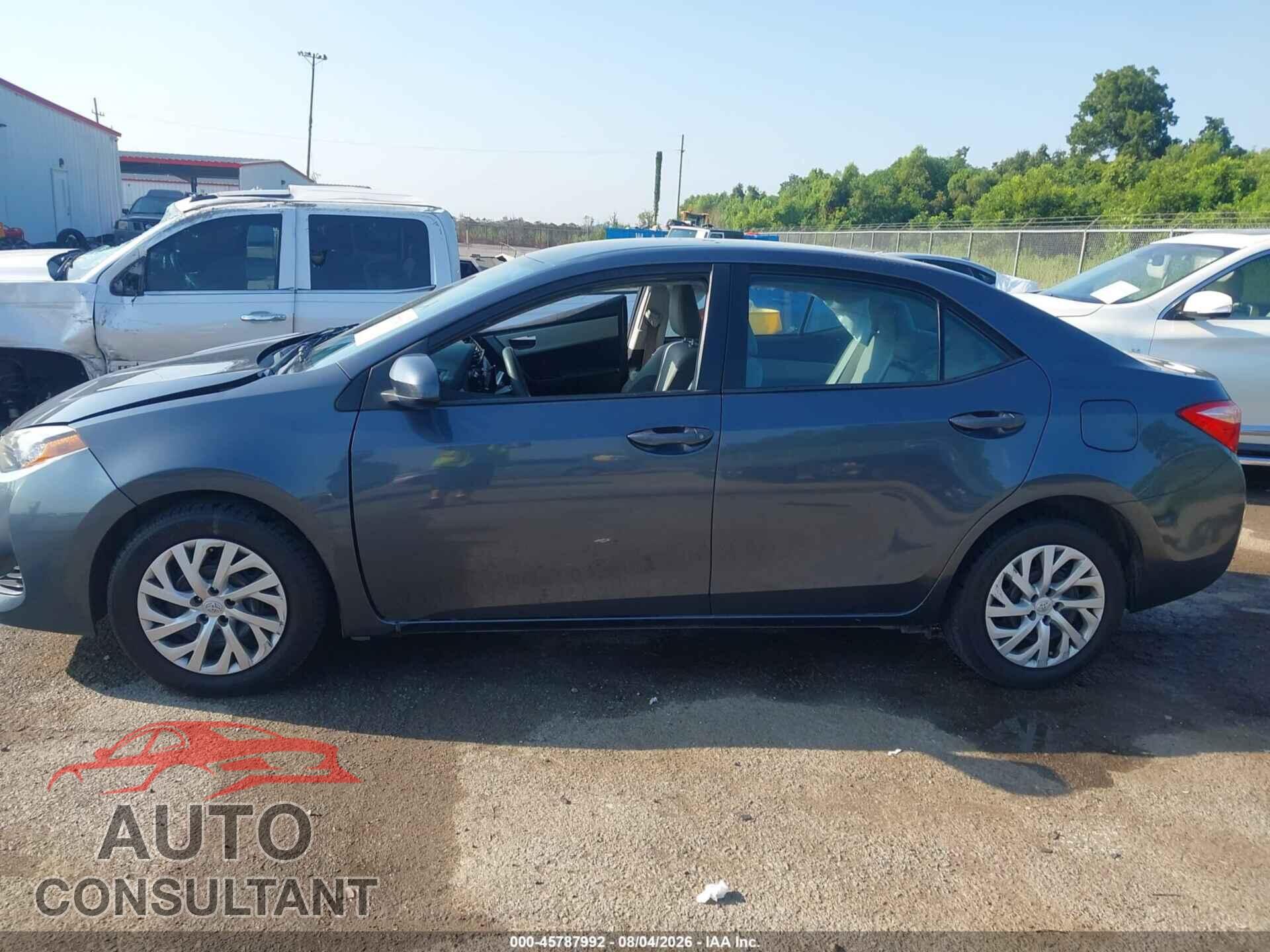 TOYOTA COROLLA 2017 - 2T1BURHEXHC829029