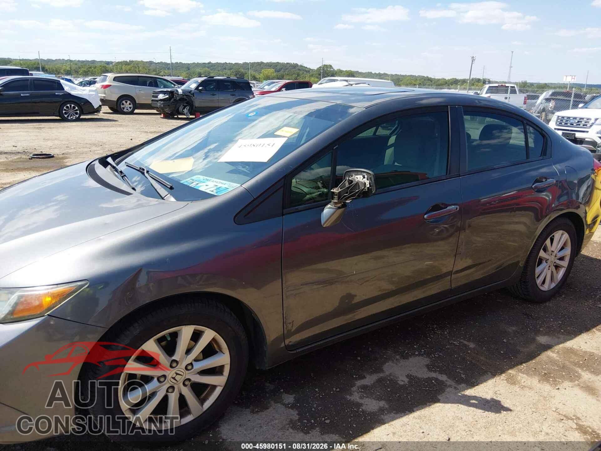HONDA CIVIC 2012 - 2HGFB2F84CH607887