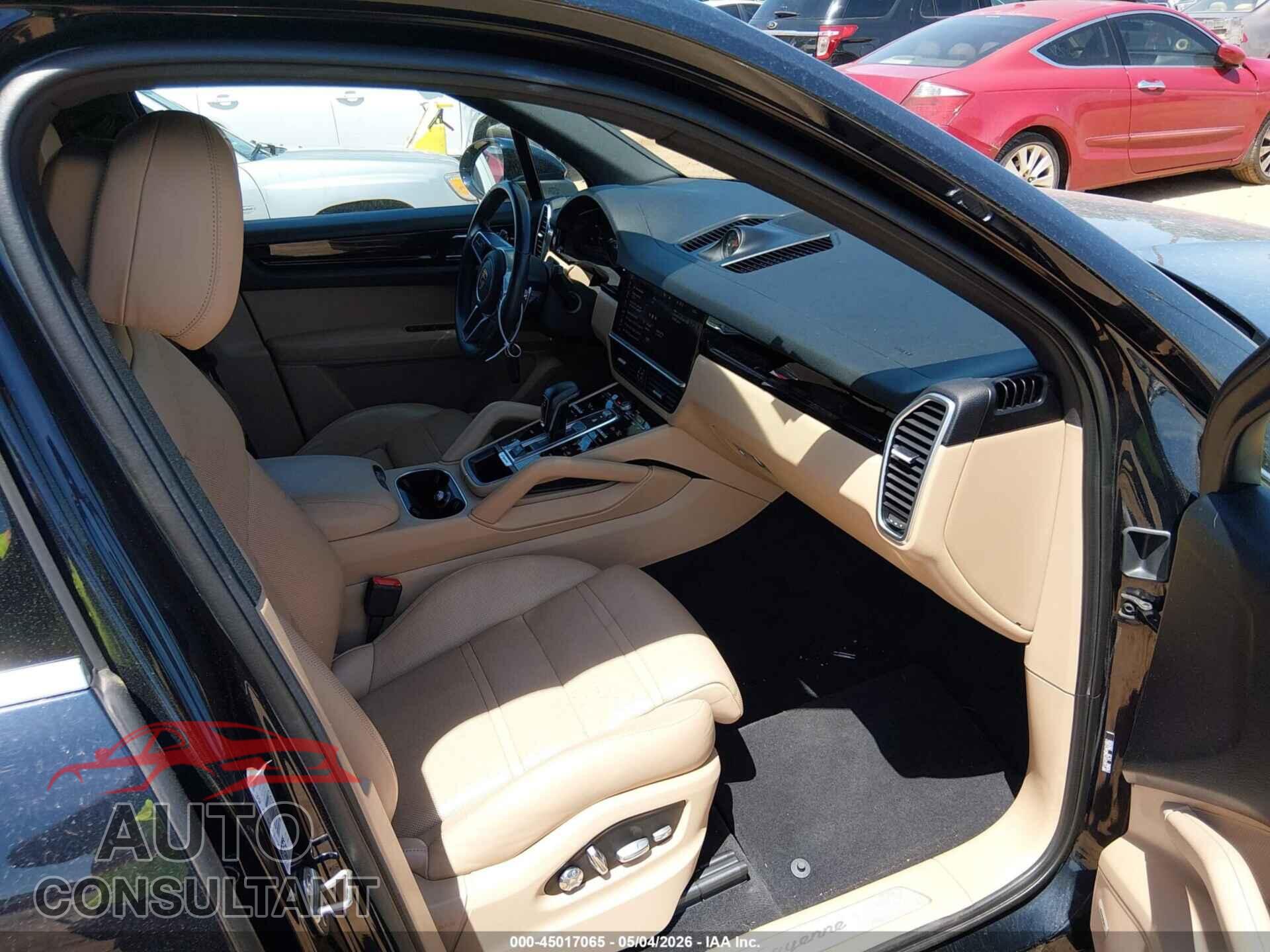 PORSCHE CAYENNE 2021 - WP1AA2AY2MDA01682