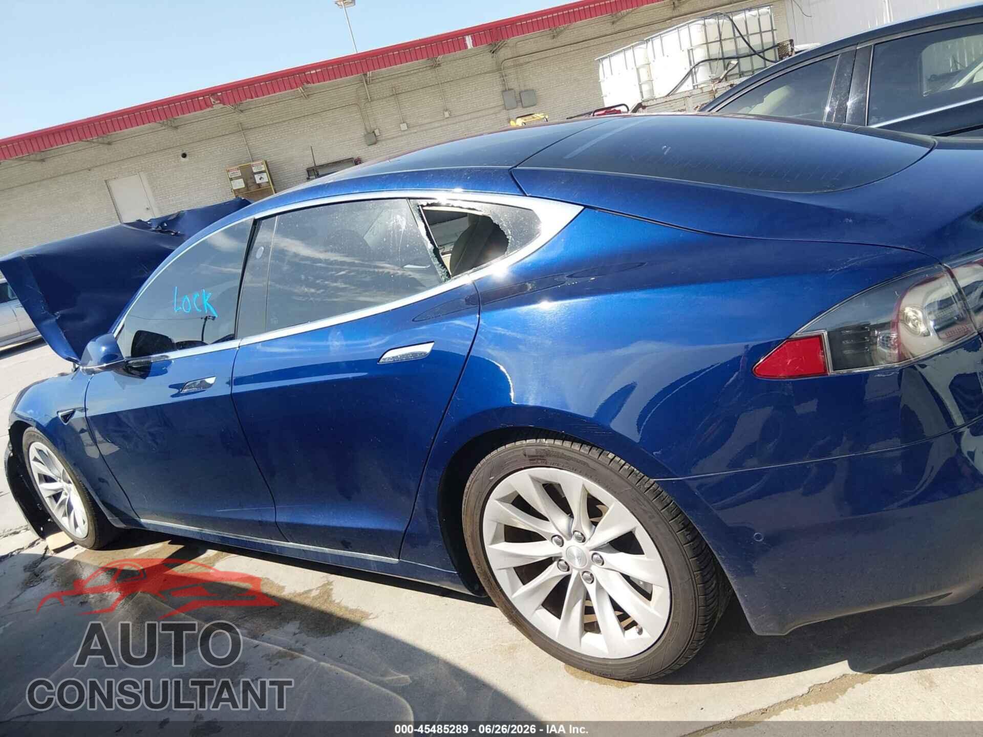 TESLA MODEL S 2017 - 5YJSA1E18HF228421