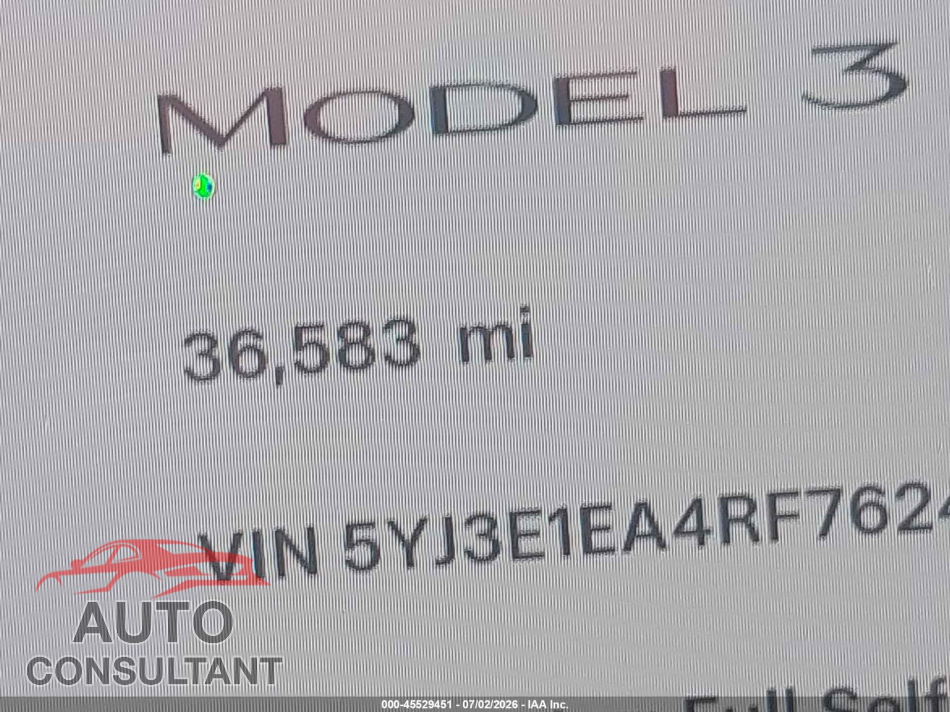 TESLA MODEL 3 2024 - 5YJ3E1EA4RF762431