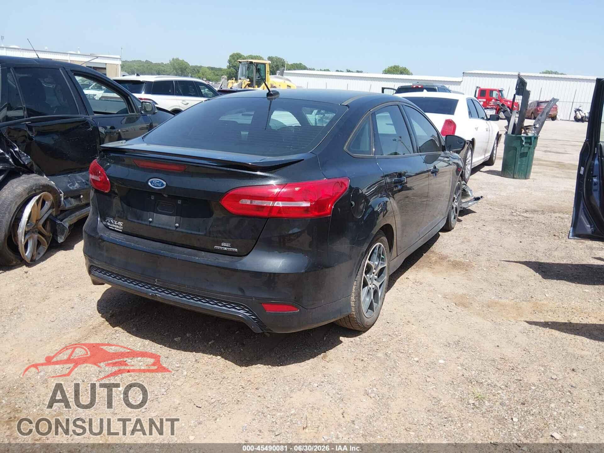 FORD FOCUS 2015 - 1FADP3F22FL293548