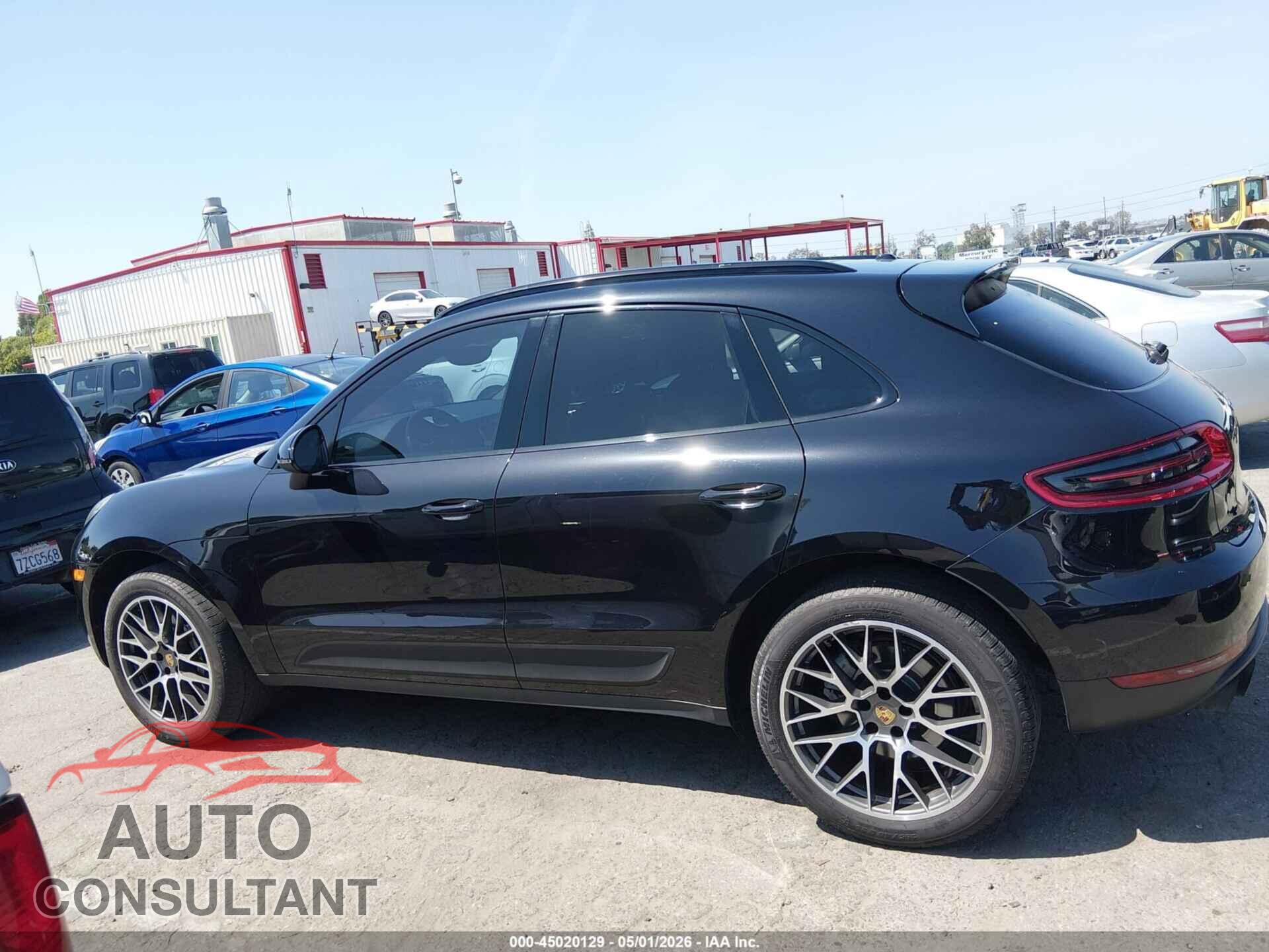 PORSCHE MACAN 2015 - WP1AB2A59FLB72733