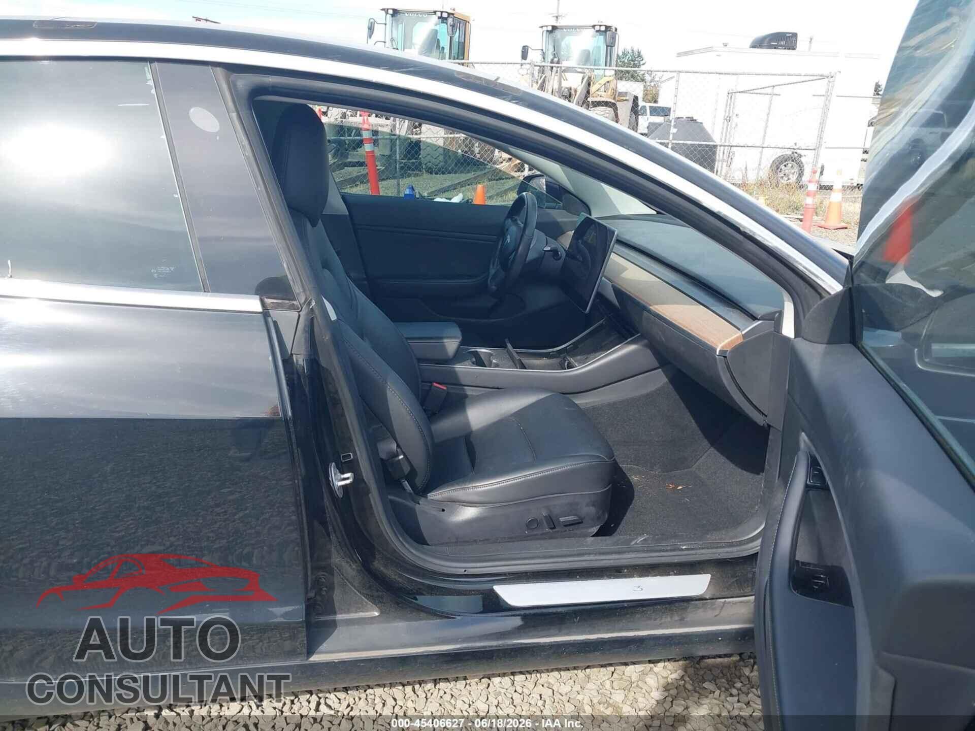 TESLA MODEL 3 2018 - 5YJ3E1EA7JF101478