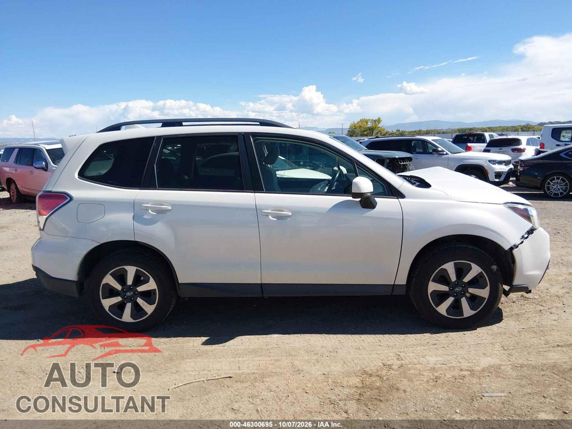 SUBARU FORESTER 2017 - JF2SJAEC8HH447155