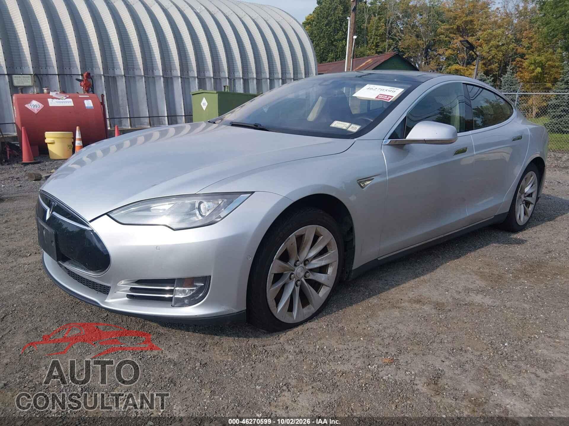 TESLA MODEL S 2014 - 5YJSA1H11EFP62187
