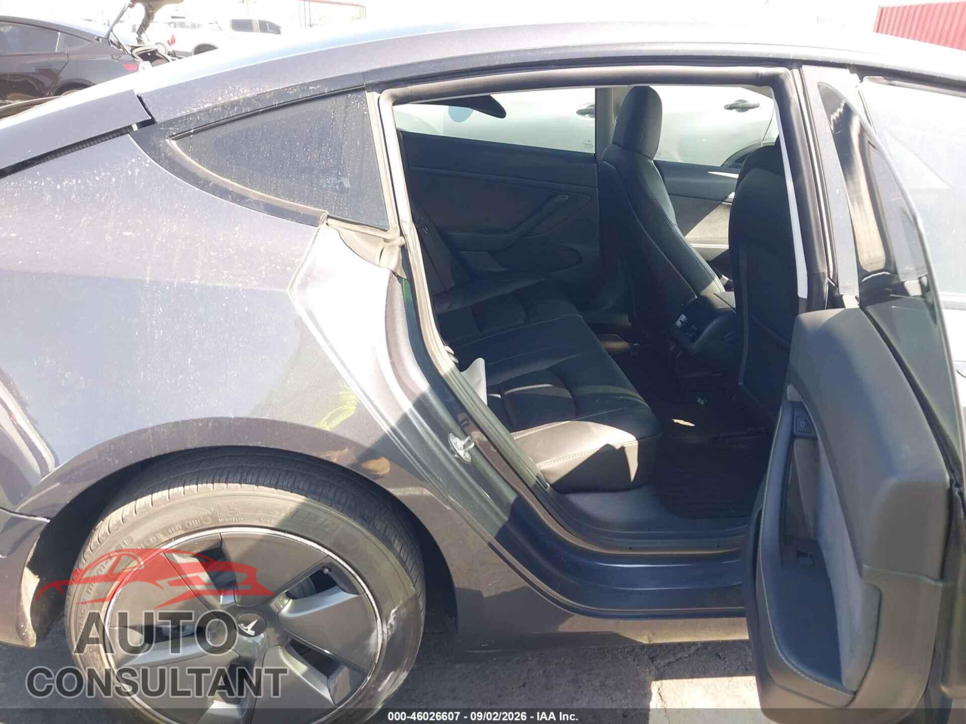TESLA MODEL 3 2021 - 5YJ3E1EA1MF083547