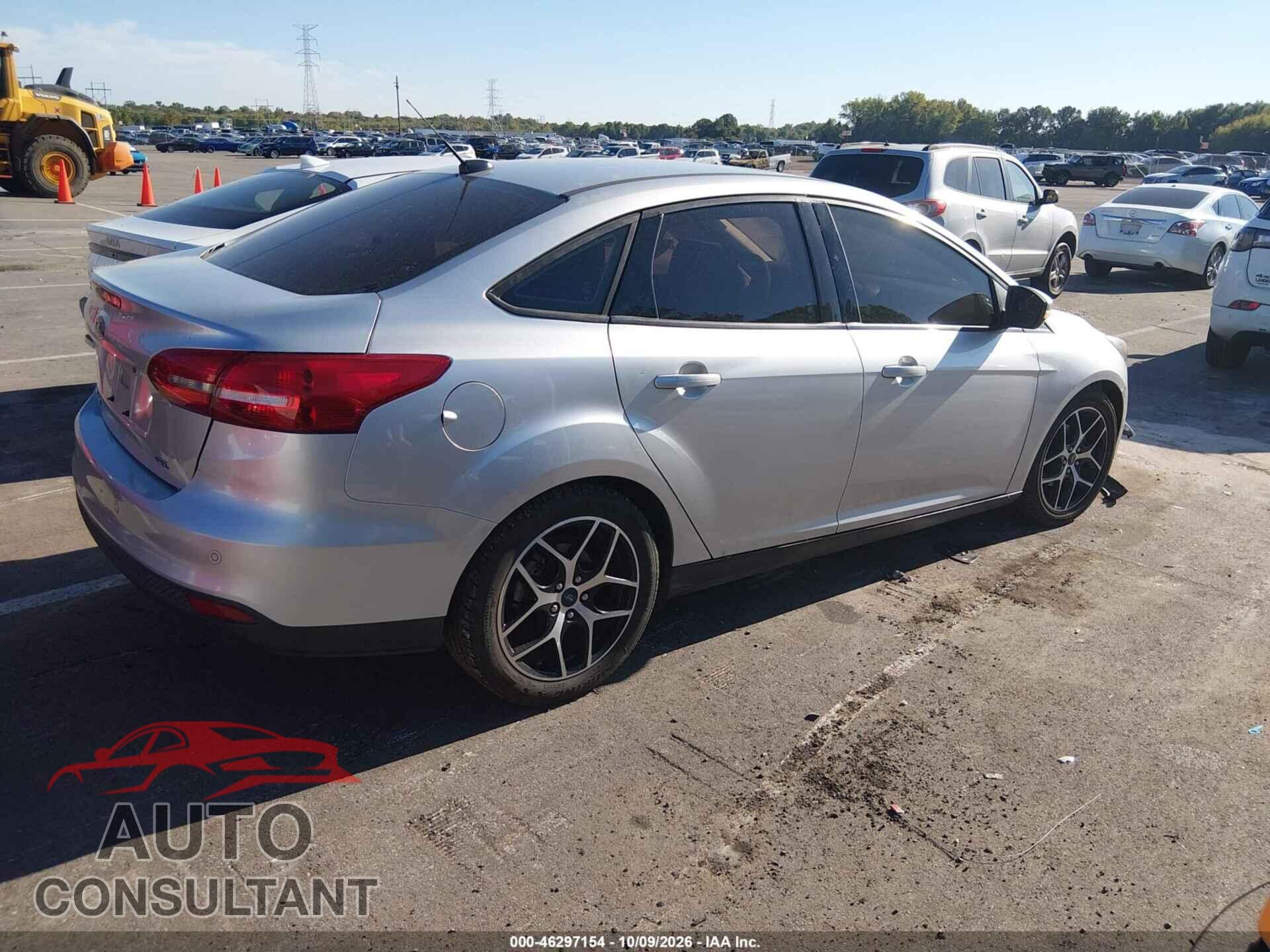 FORD FOCUS 2017 - 1FADP3H24HL289324
