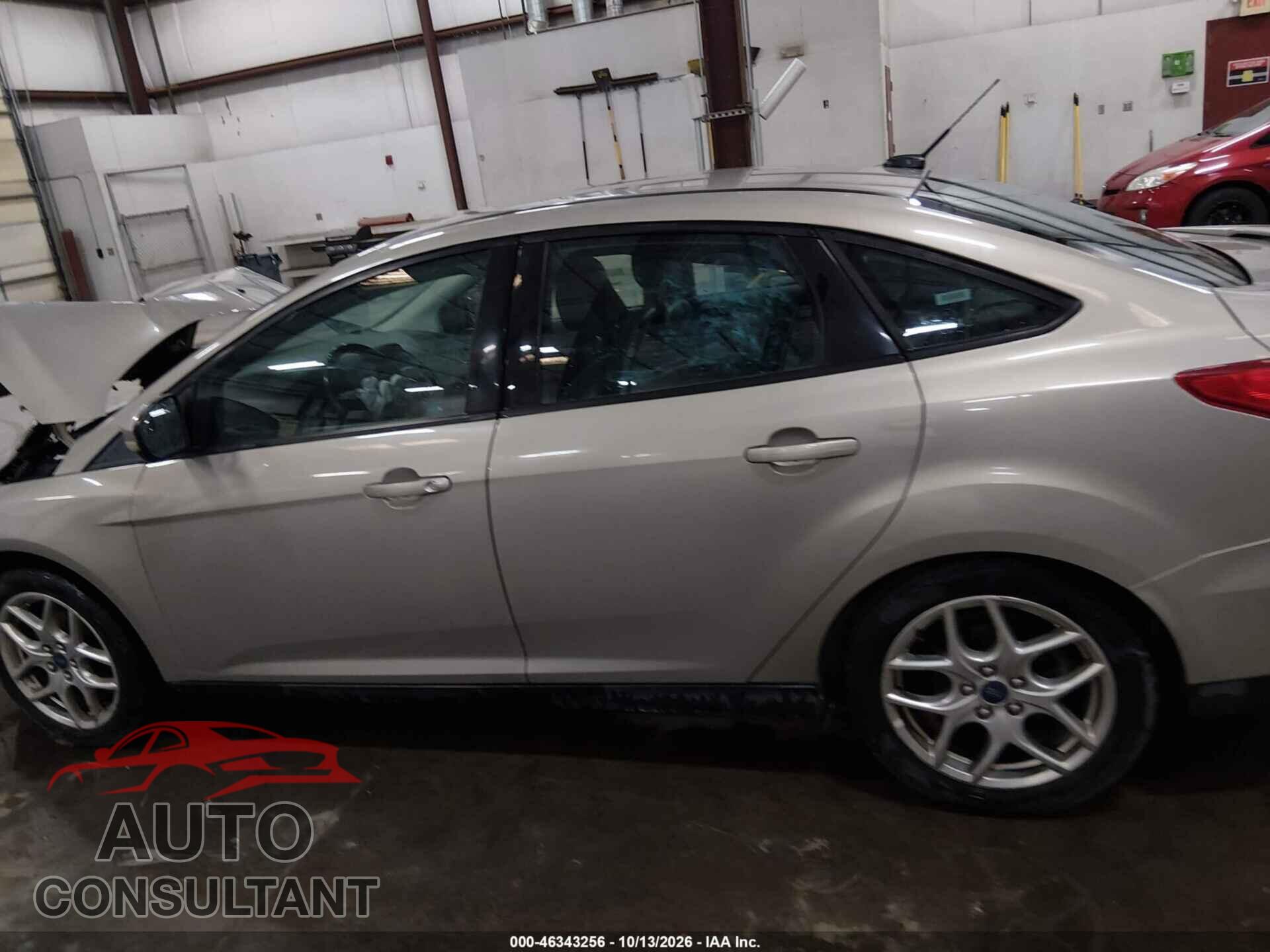 FORD FOCUS 2015 - 1FADP3F23FL331059