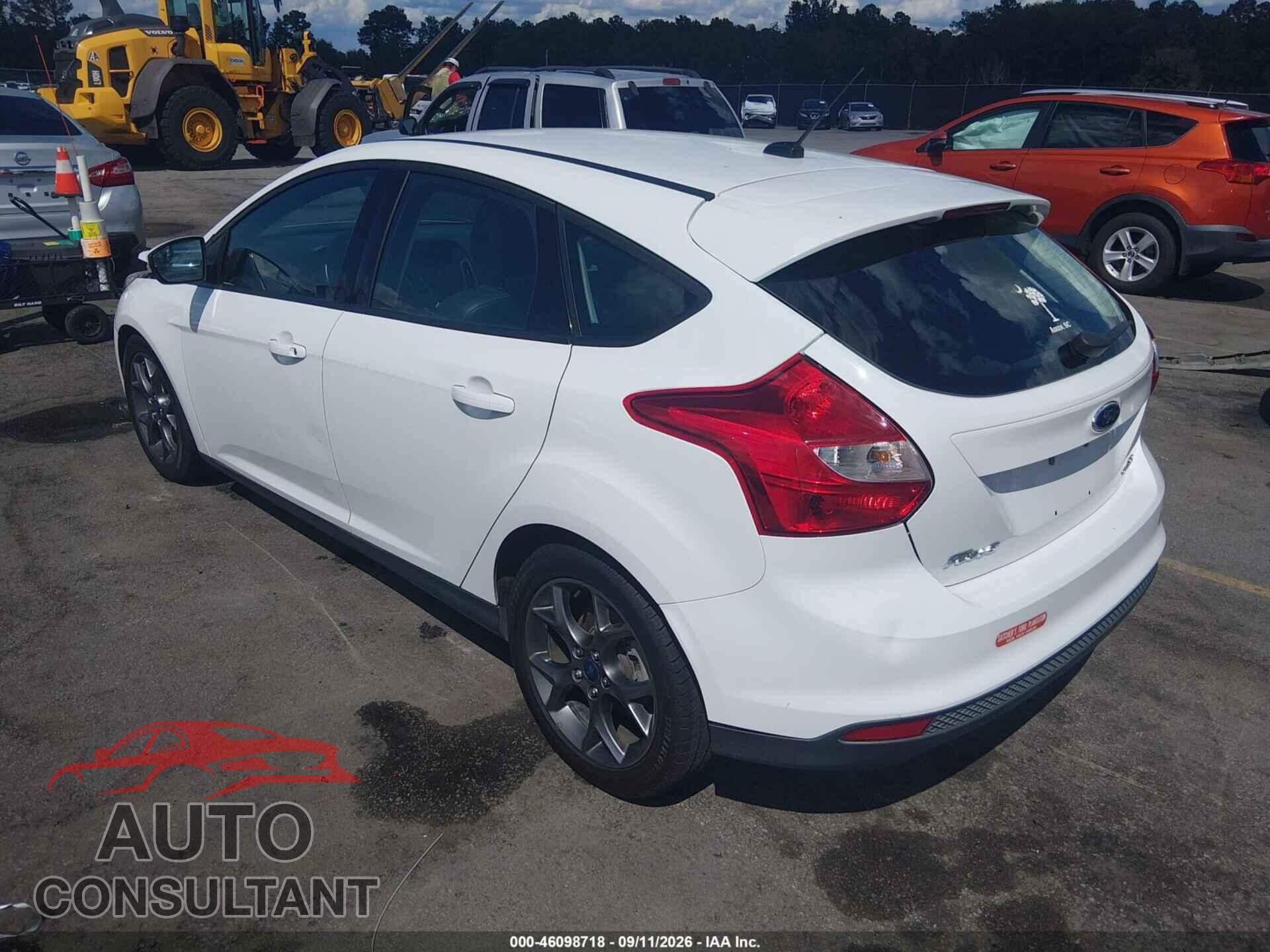 FORD FOCUS 2014 - 1FADP3K2XEL296721