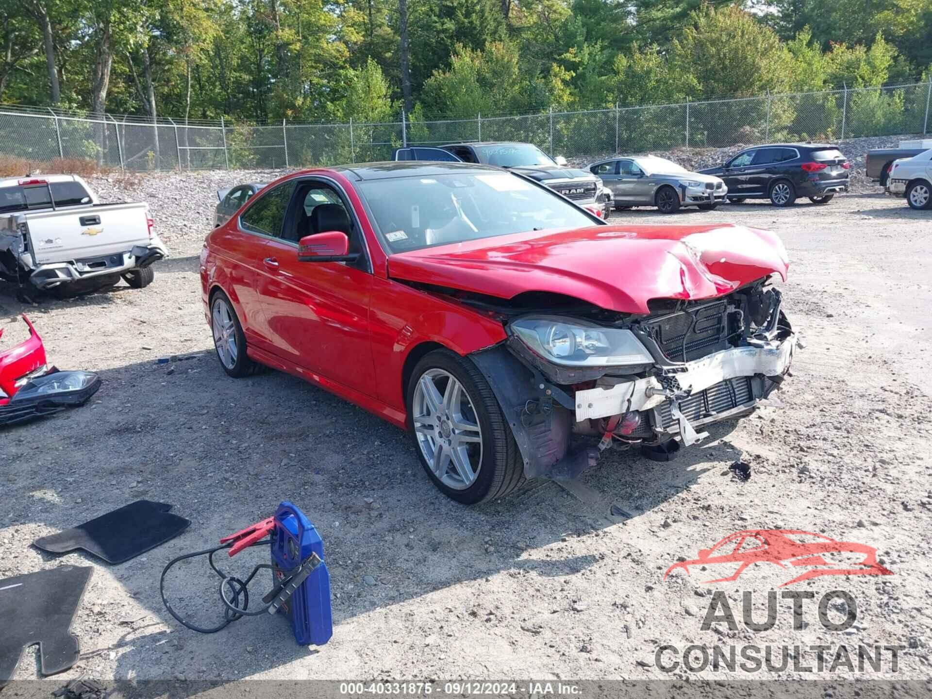 MERCEDES-BENZ C 250 2014 - WDDGJ4HB3EG270756