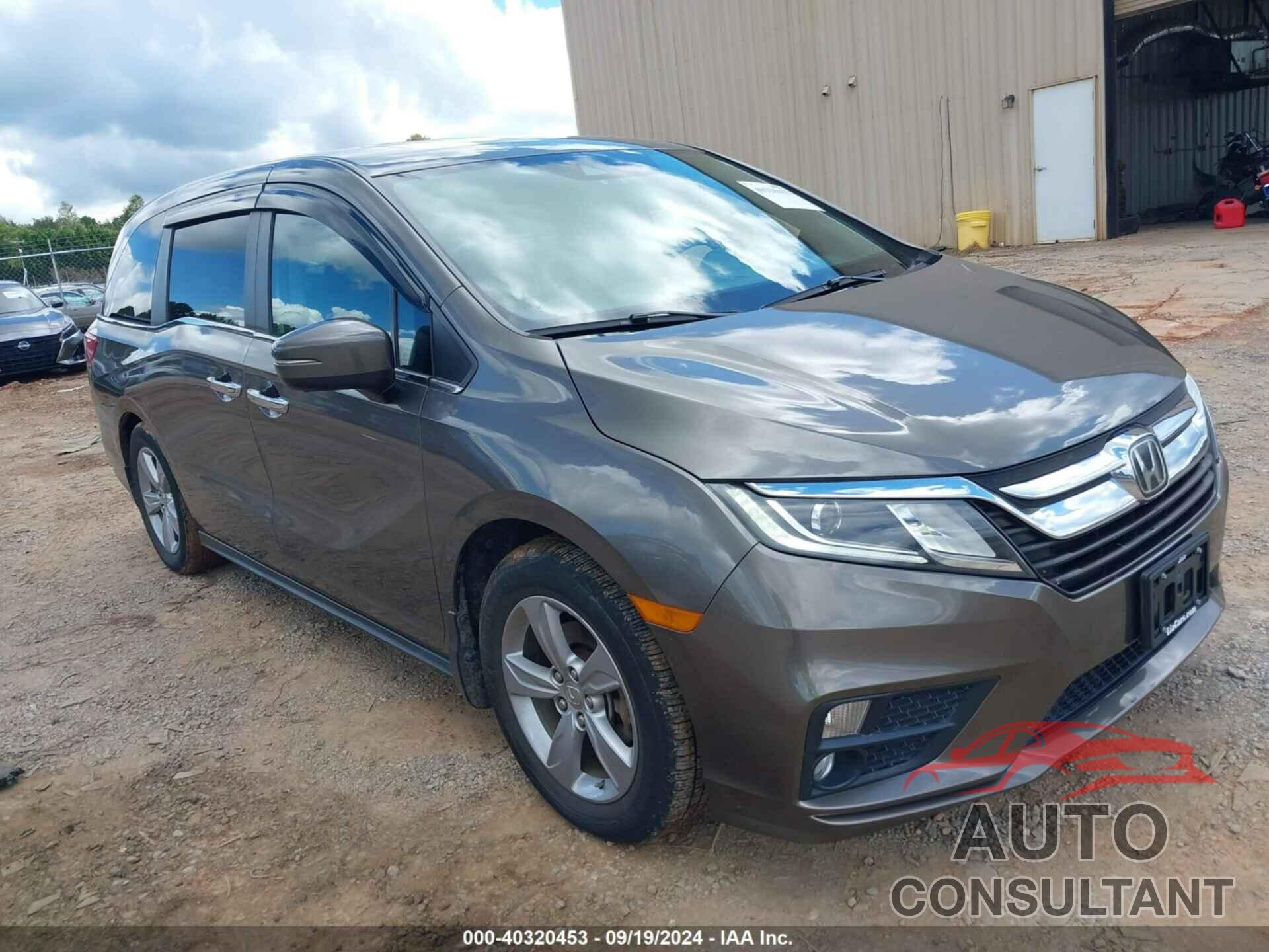 HONDA ODYSSEY 2018 - 5FNRL6H76JB036930