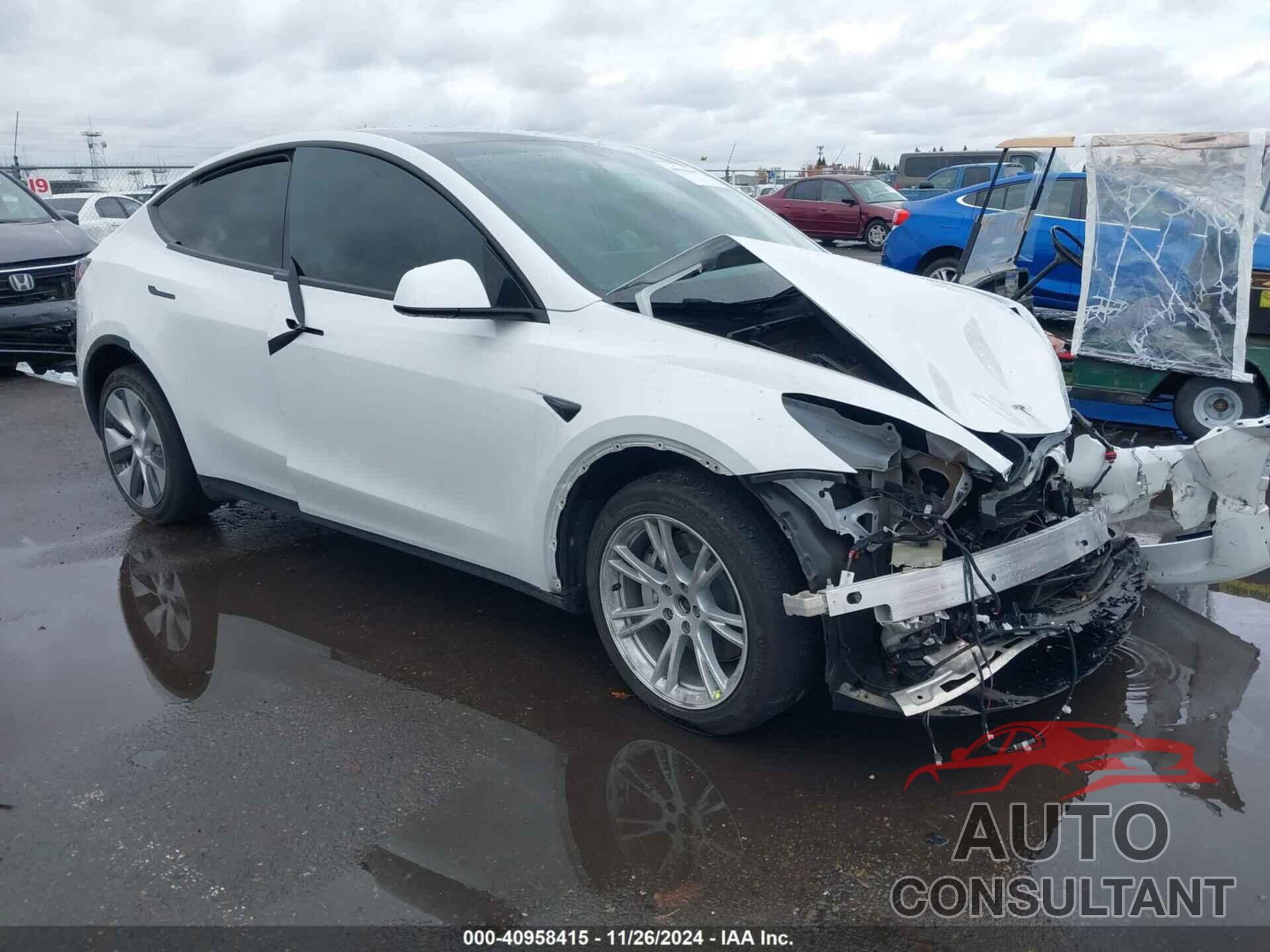 TESLA MODEL Y 2023 - 7SAYGDEE7PF669908