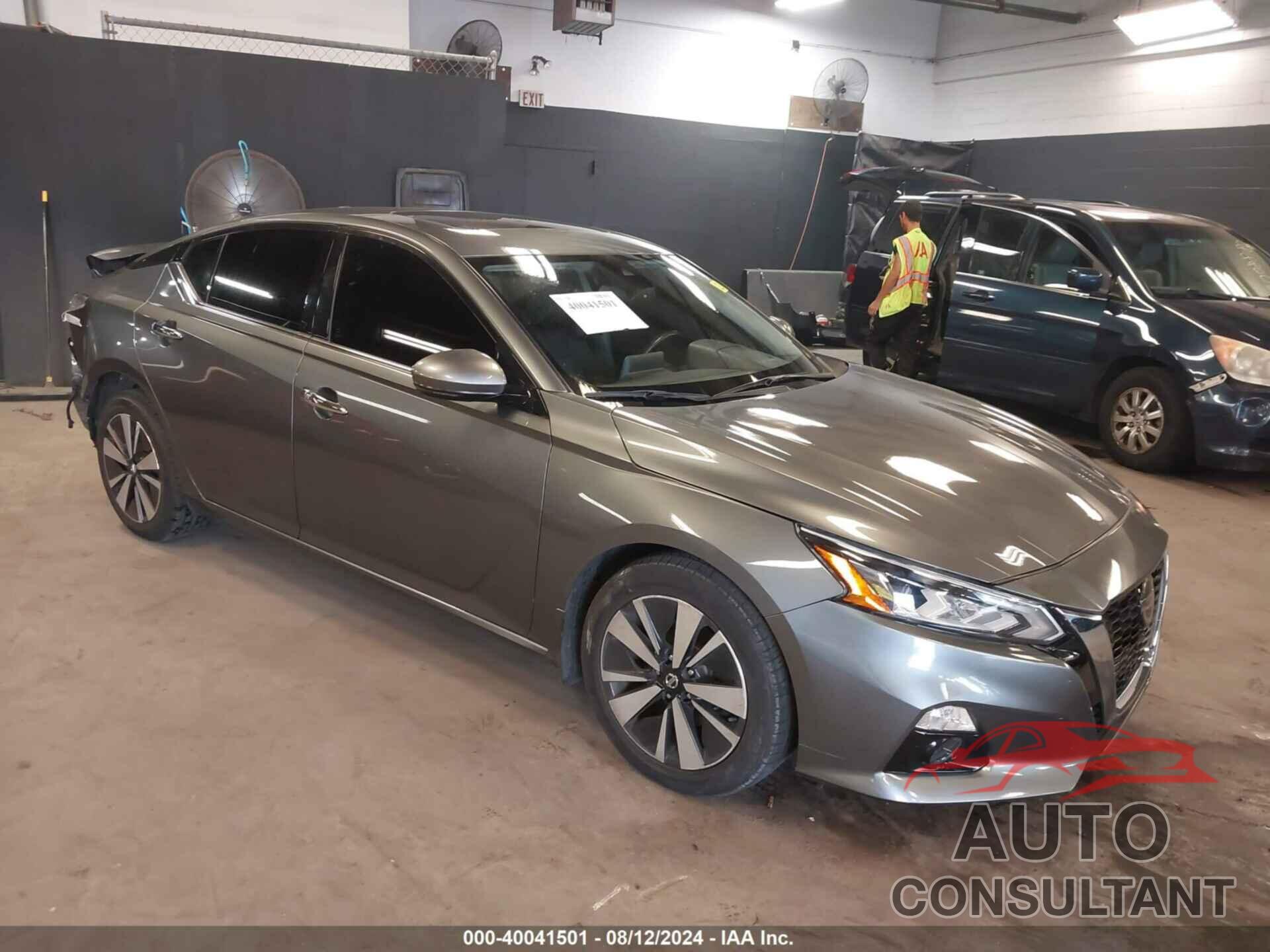 NISSAN ALTIMA 2019 - 1N4BL4DV6KC131812