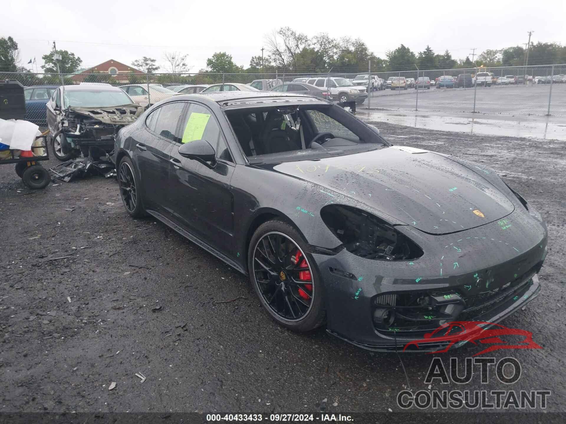 PORSCHE PANAMERA 2023 - WP0AG2A70PL135513