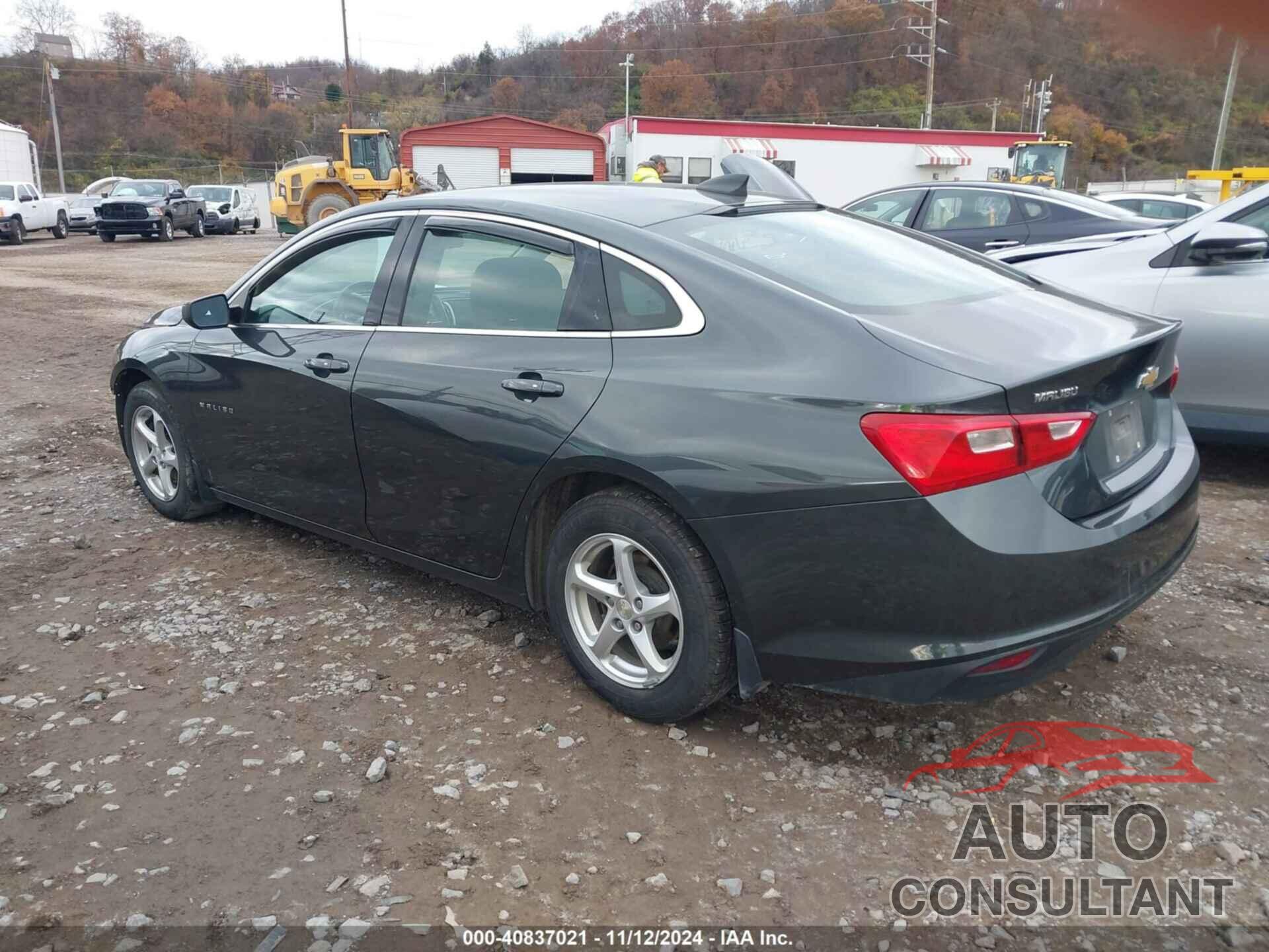 CHEVROLET MALIBU 2017 - 1G1ZB5ST8HF163941