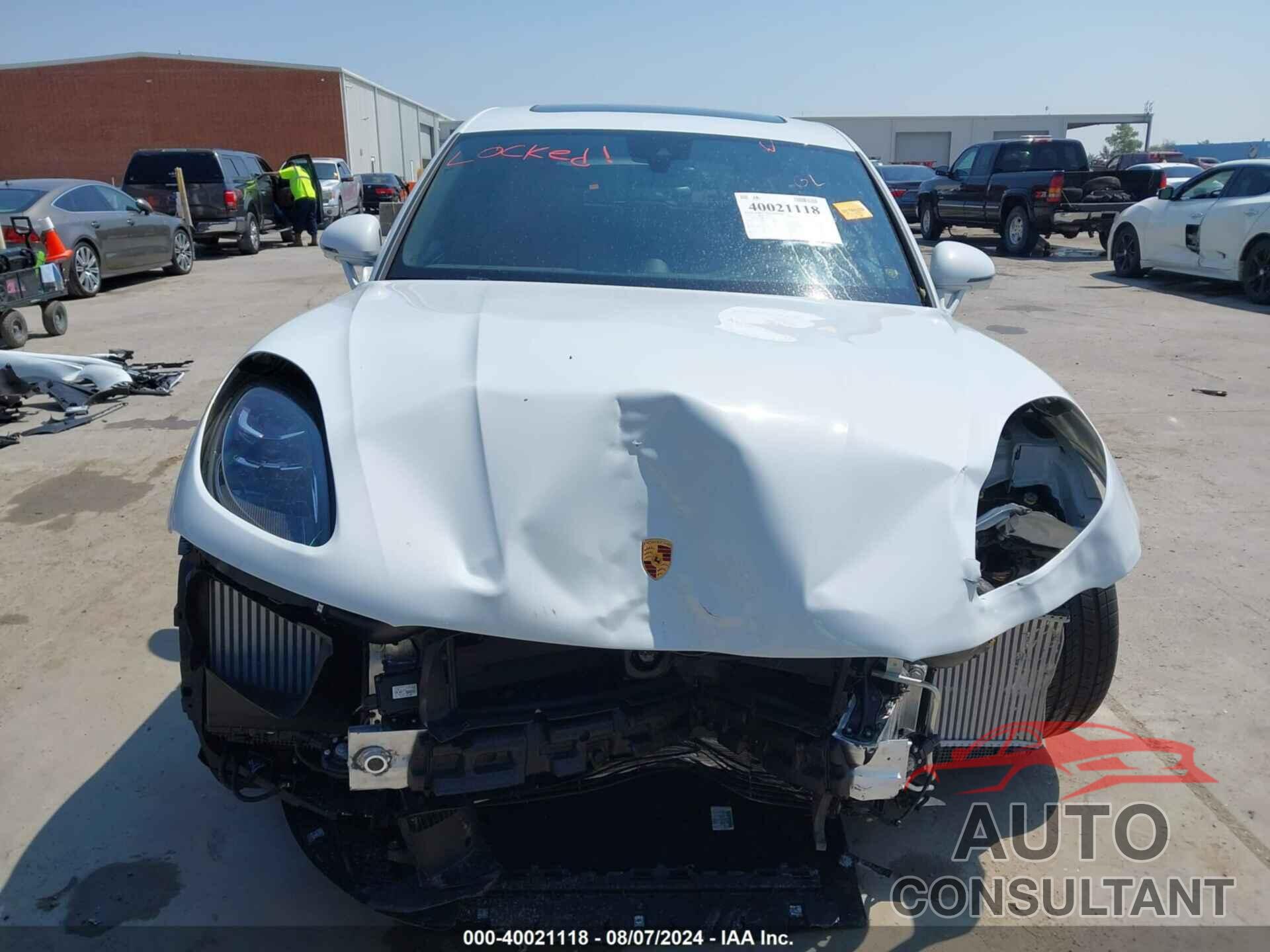 PORSCHE MACAN 2024 - WP1AG2A50RLB40324