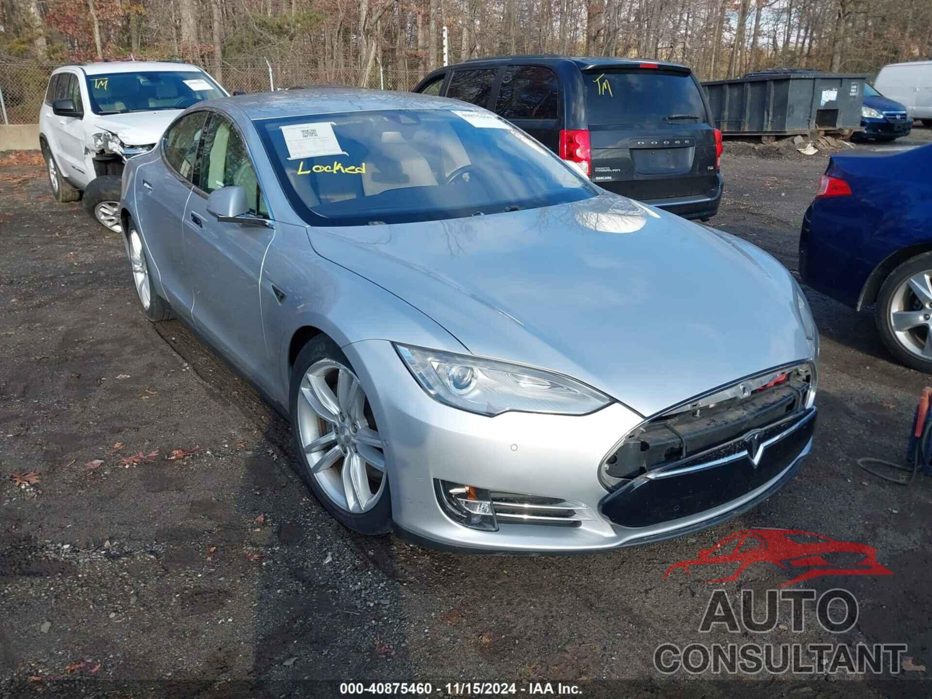 TESLA MODEL S 2015 - 5YJSA1S15FF081153