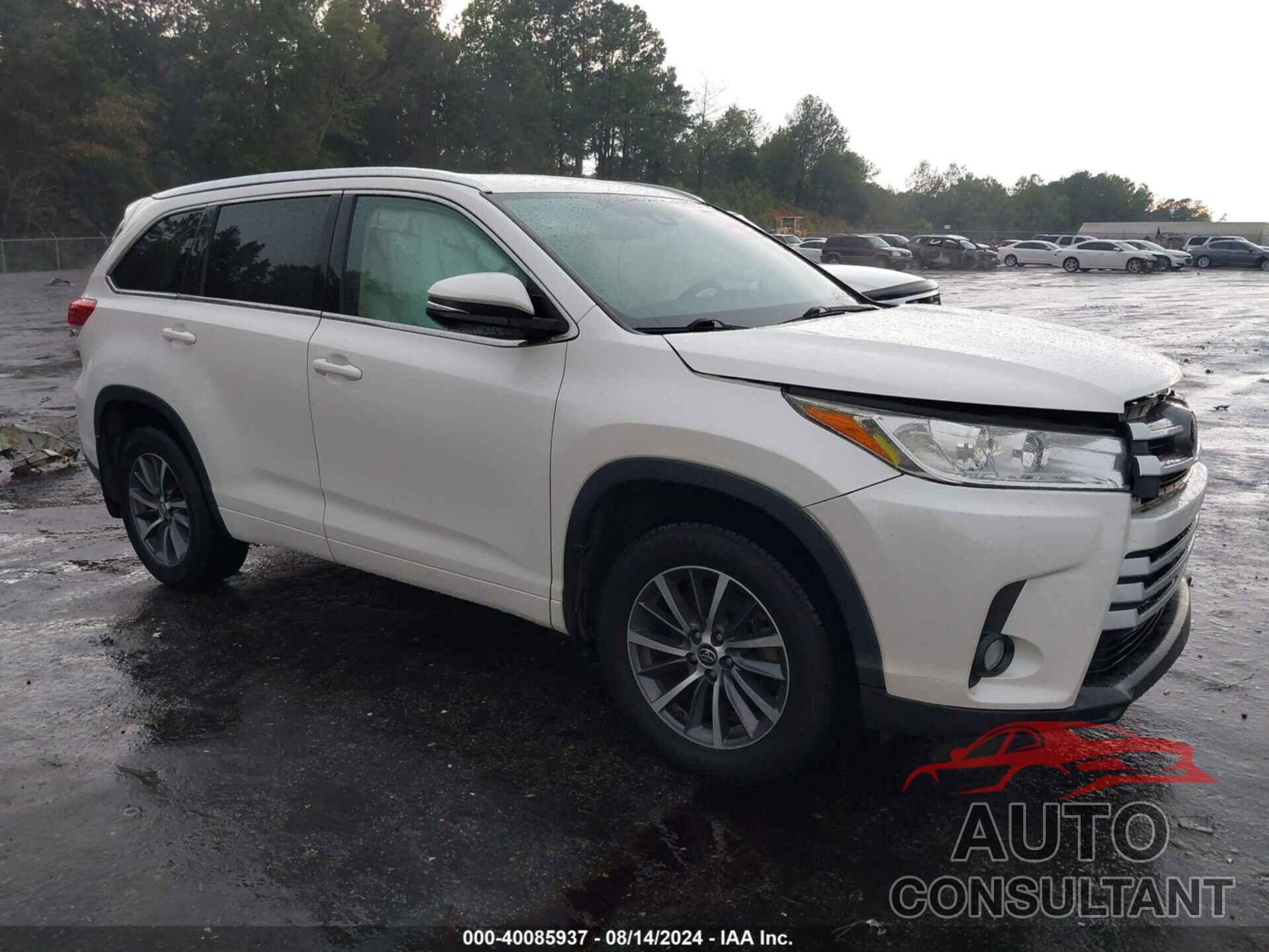 TOYOTA HIGHLANDER 2018 - 5TDKZRFH9JS533317