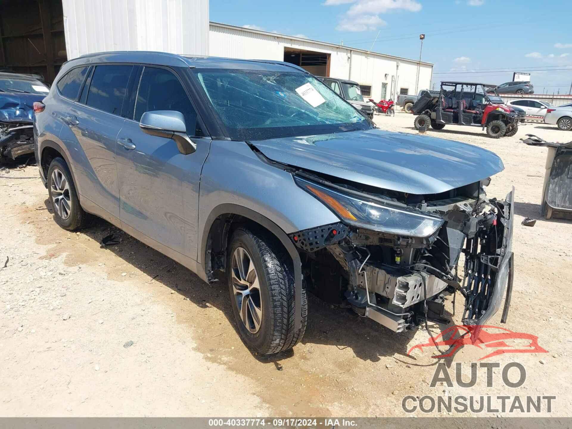 TOYOTA HIGHLANDER 2021 - 5TDGZRAHXMS059170