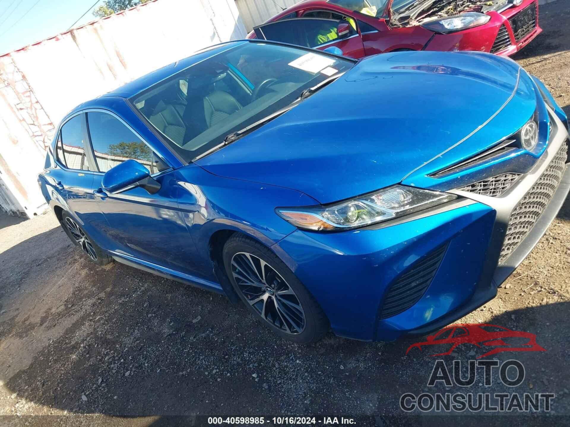 TOYOTA CAMRY 2019 - 4T1B11HK1KU291892