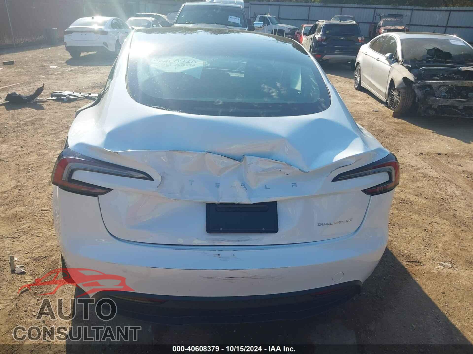 TESLA MODEL 3 2024 - 5YJ3E1EB2RF796263
