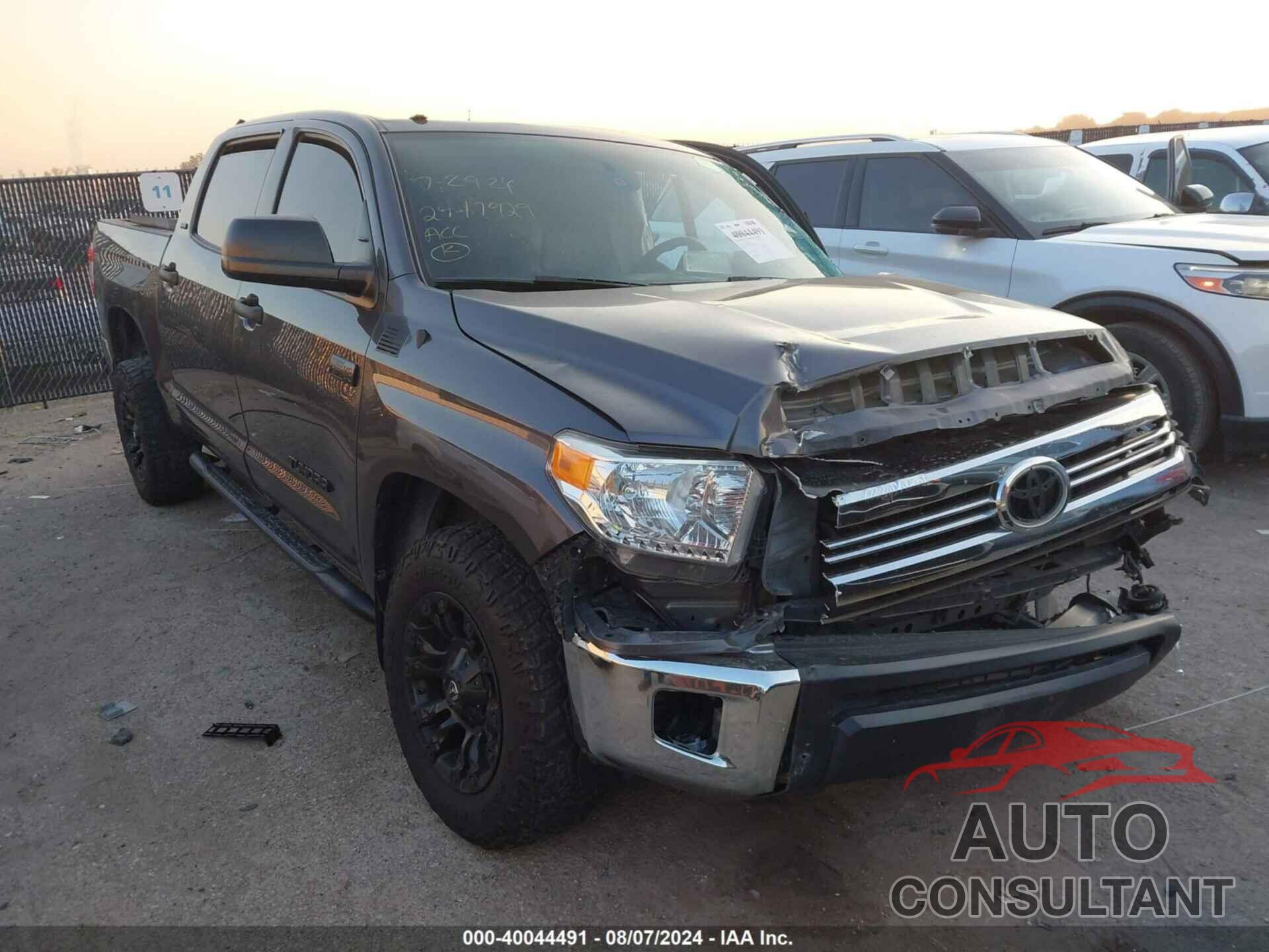 TOYOTA TUNDRA 2017 - 5TFEW5F19HX228051