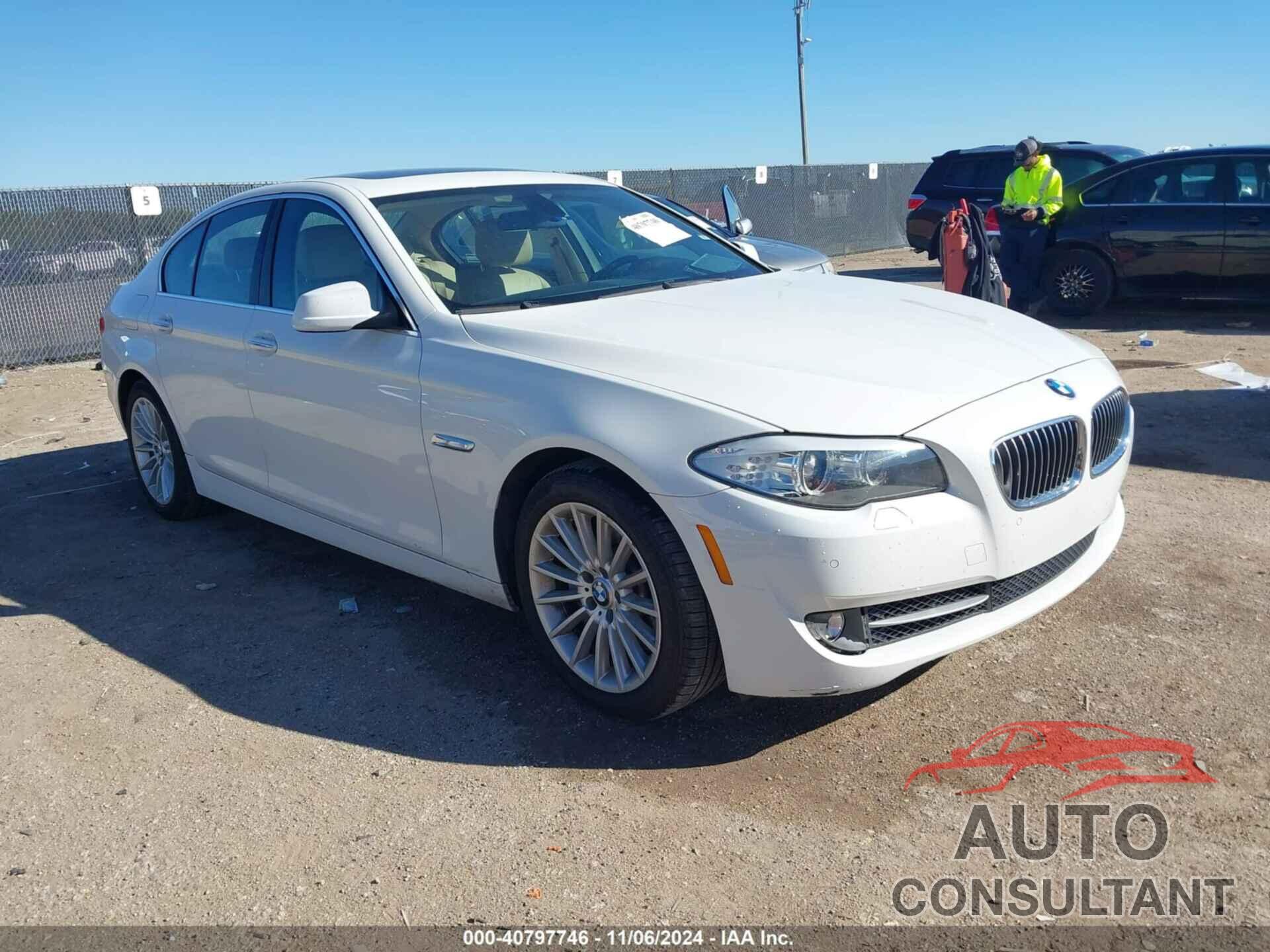 BMW 5 SERIES 2012 - WBAFR7C54CC816841