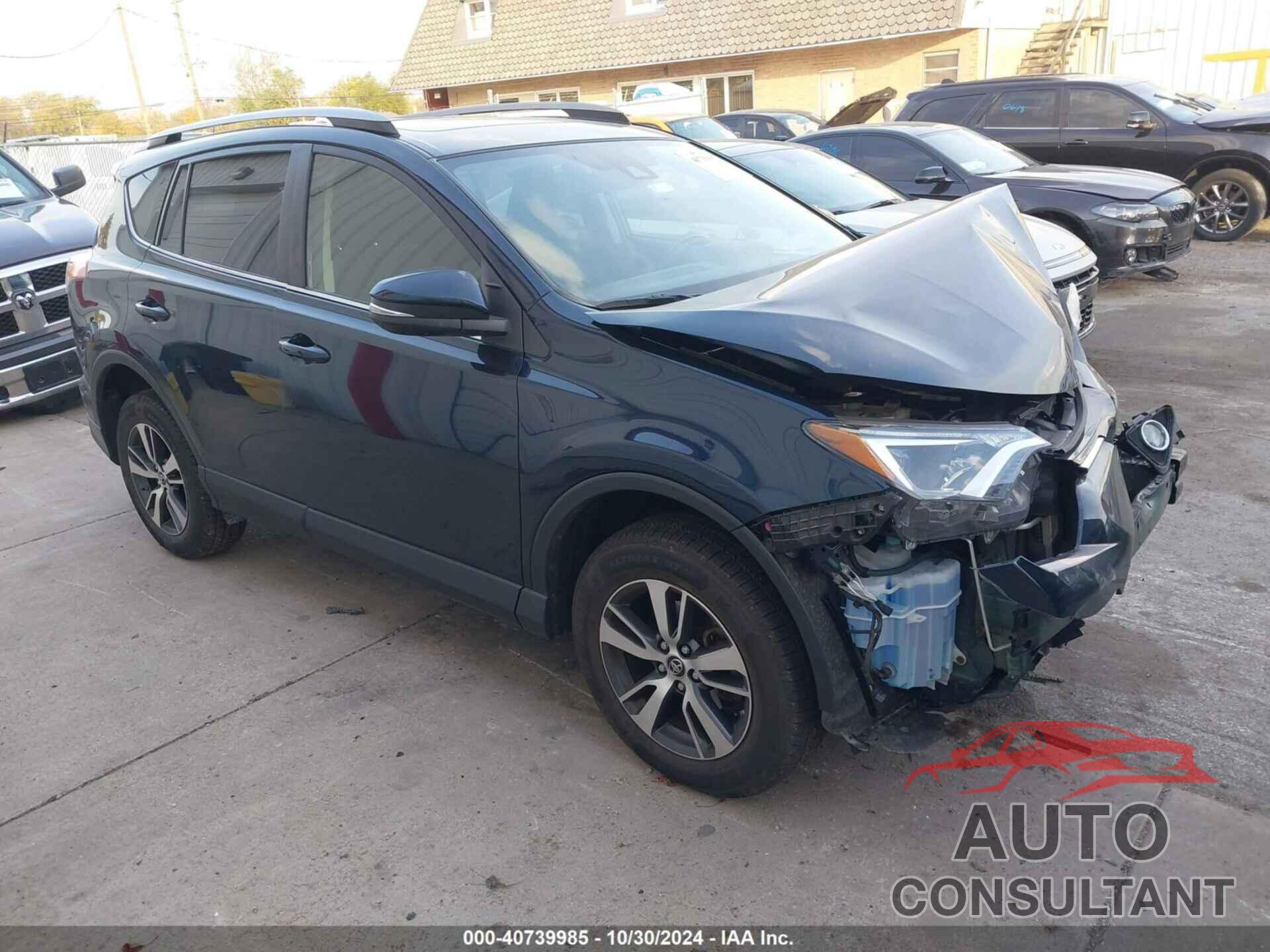 TOYOTA RAV4 2017 - JTMRFREV1HJ113766