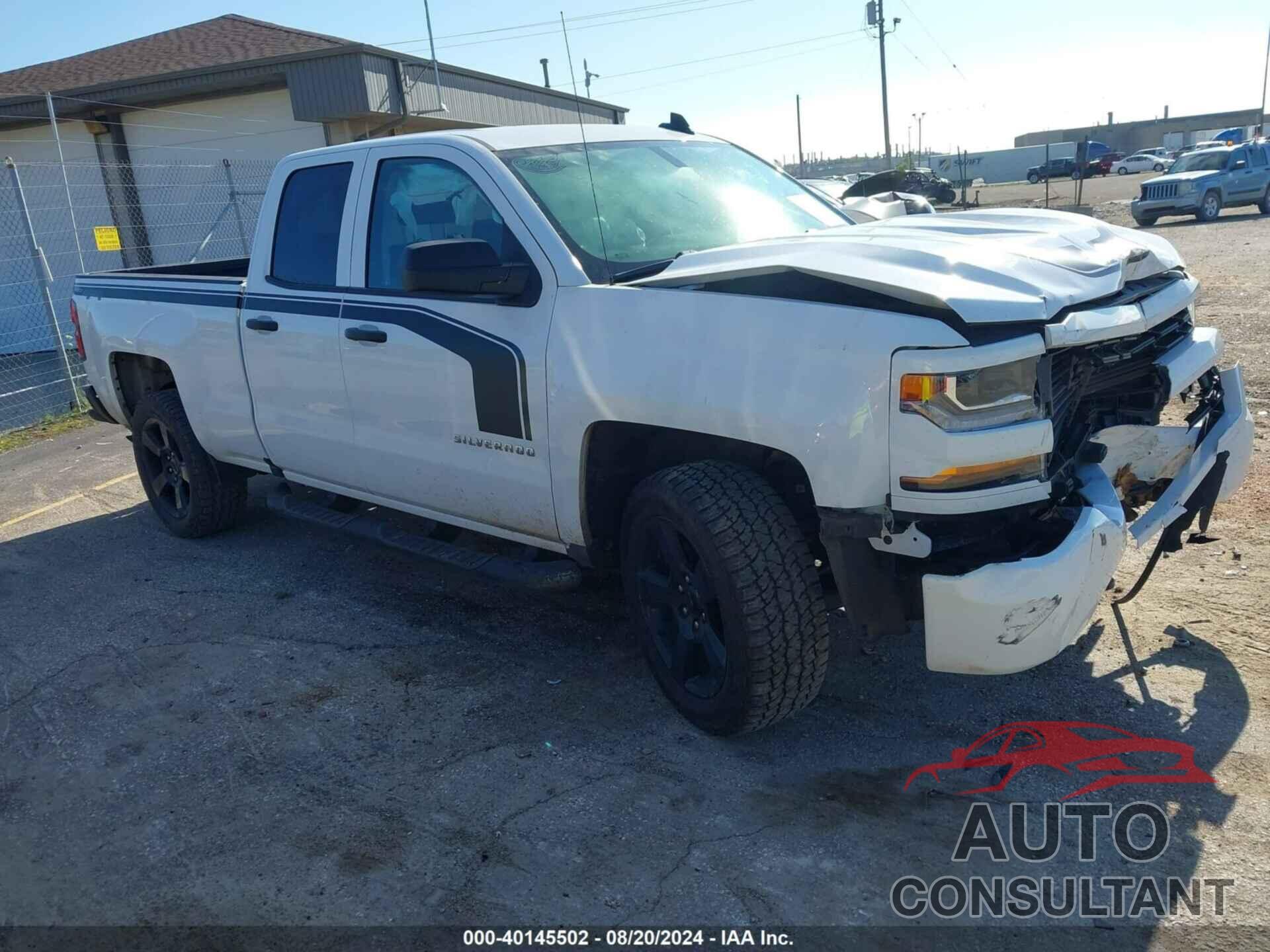 CHEVROLET SILVERADO 1500 2018 - 1GCVKPEH1JZ352654