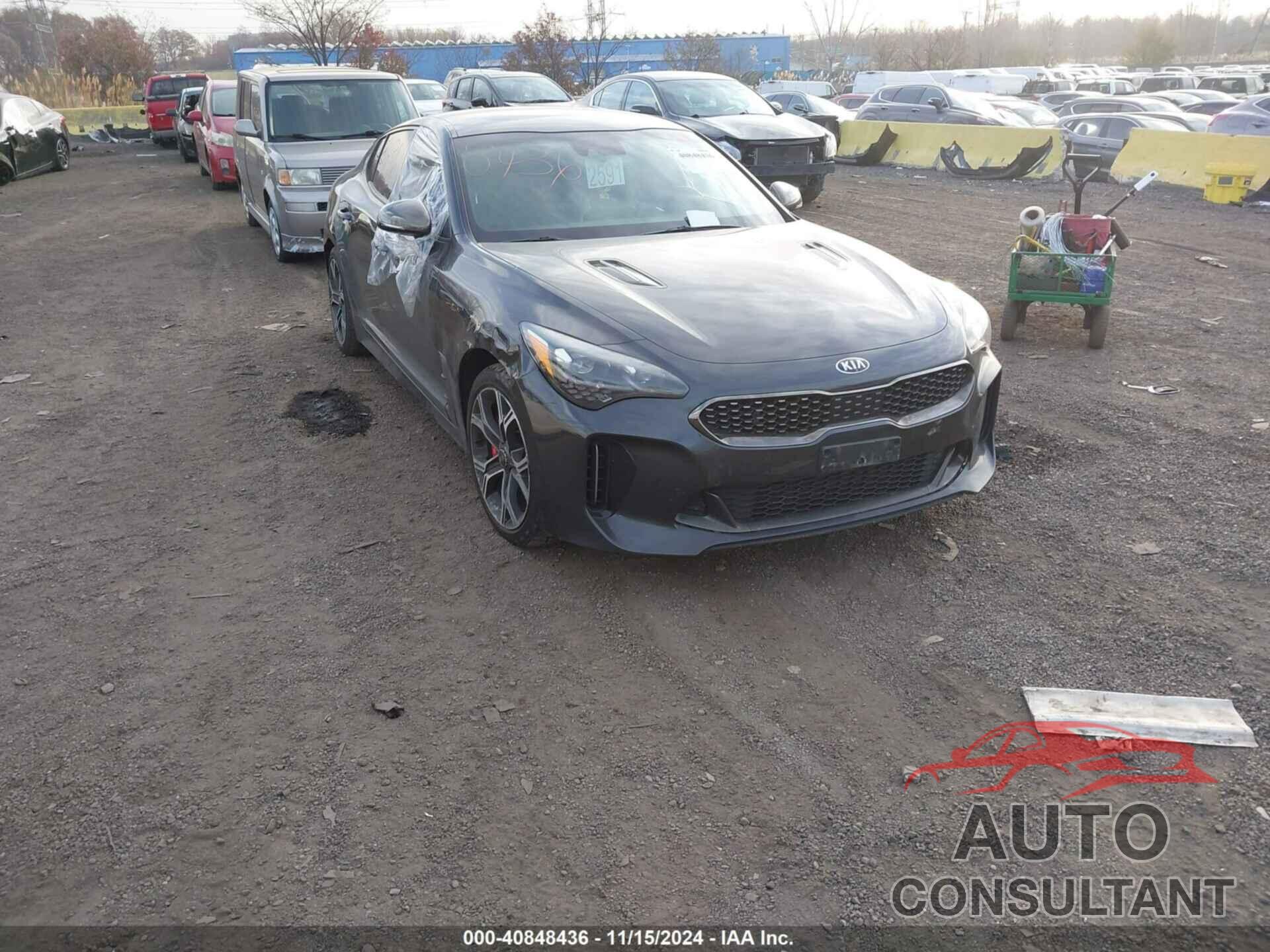 KIA STINGER 2018 - KNAE35LC6J6026808