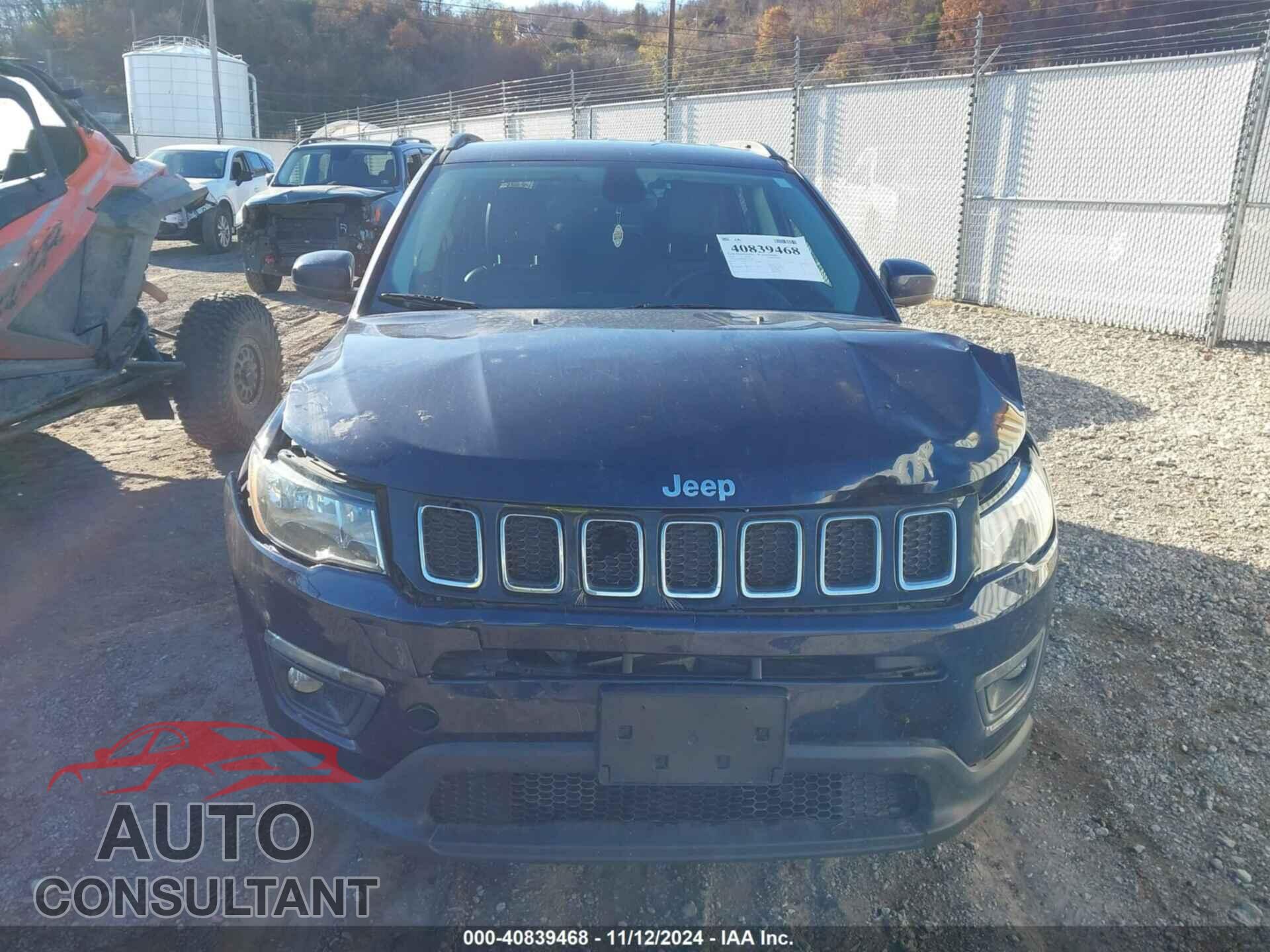 JEEP COMPASS 2018 - 3C4NJDBB8JT201495