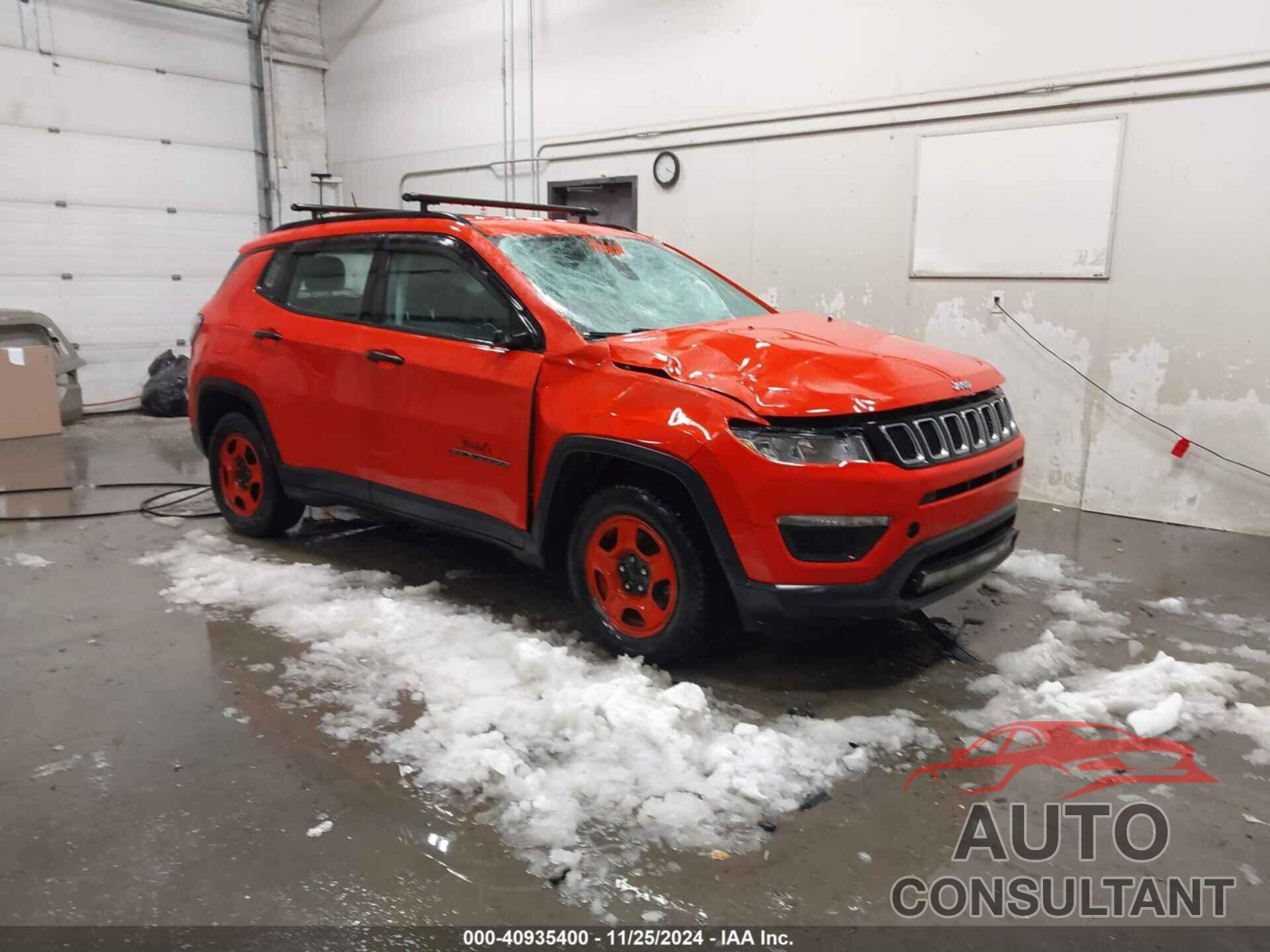 JEEP COMPASS 2018 - 3C4NJCAB6JT125612
