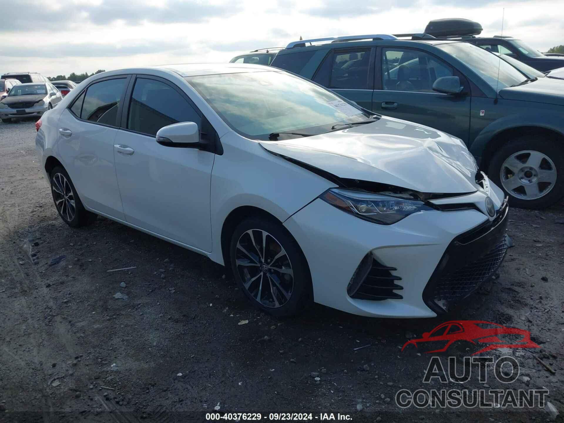 TOYOTA COROLLA 2018 - 5YFBURHE5JP805808