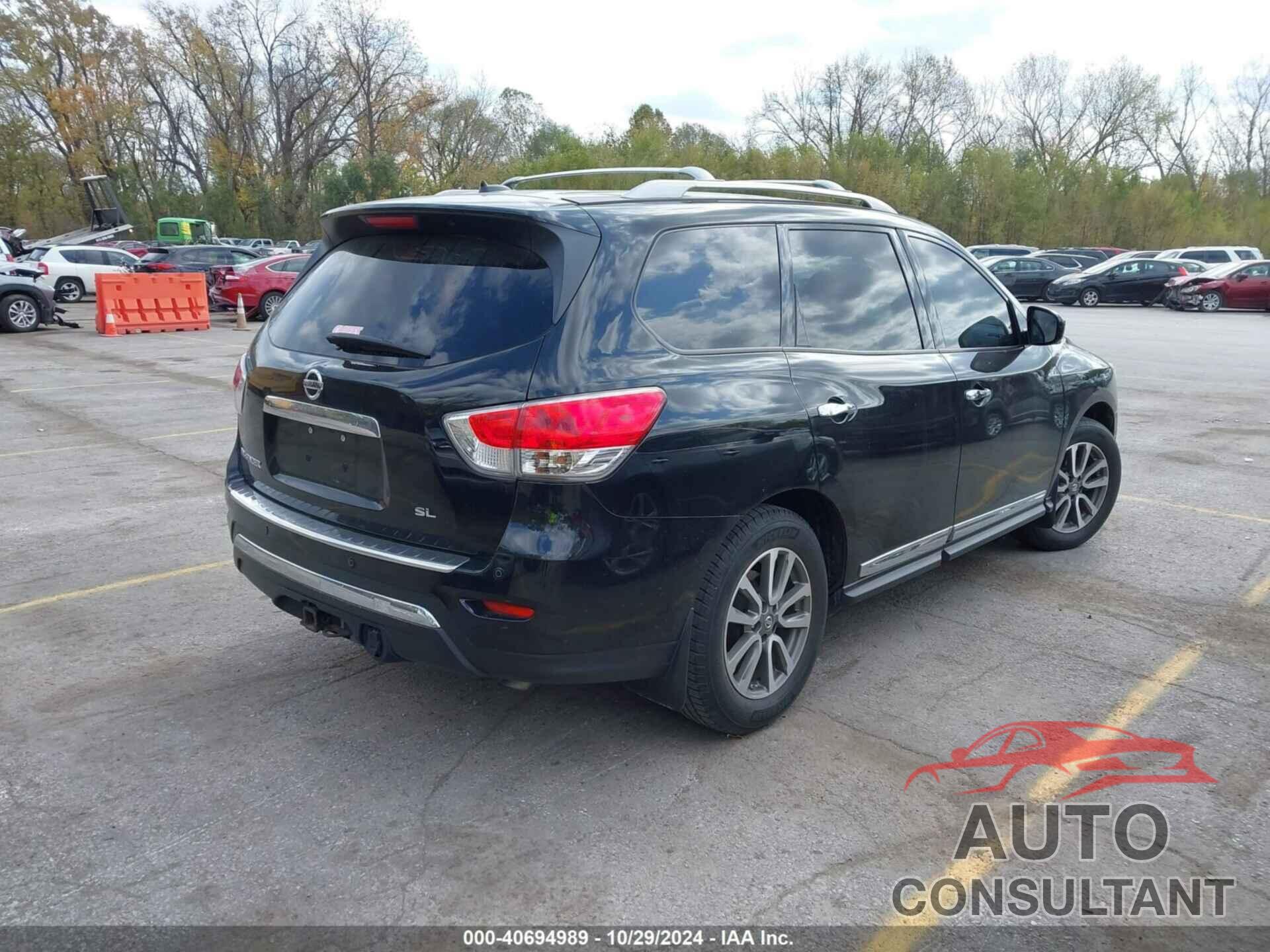 NISSAN PATHFINDER 2016 - 5N1AR2MN8GC601558
