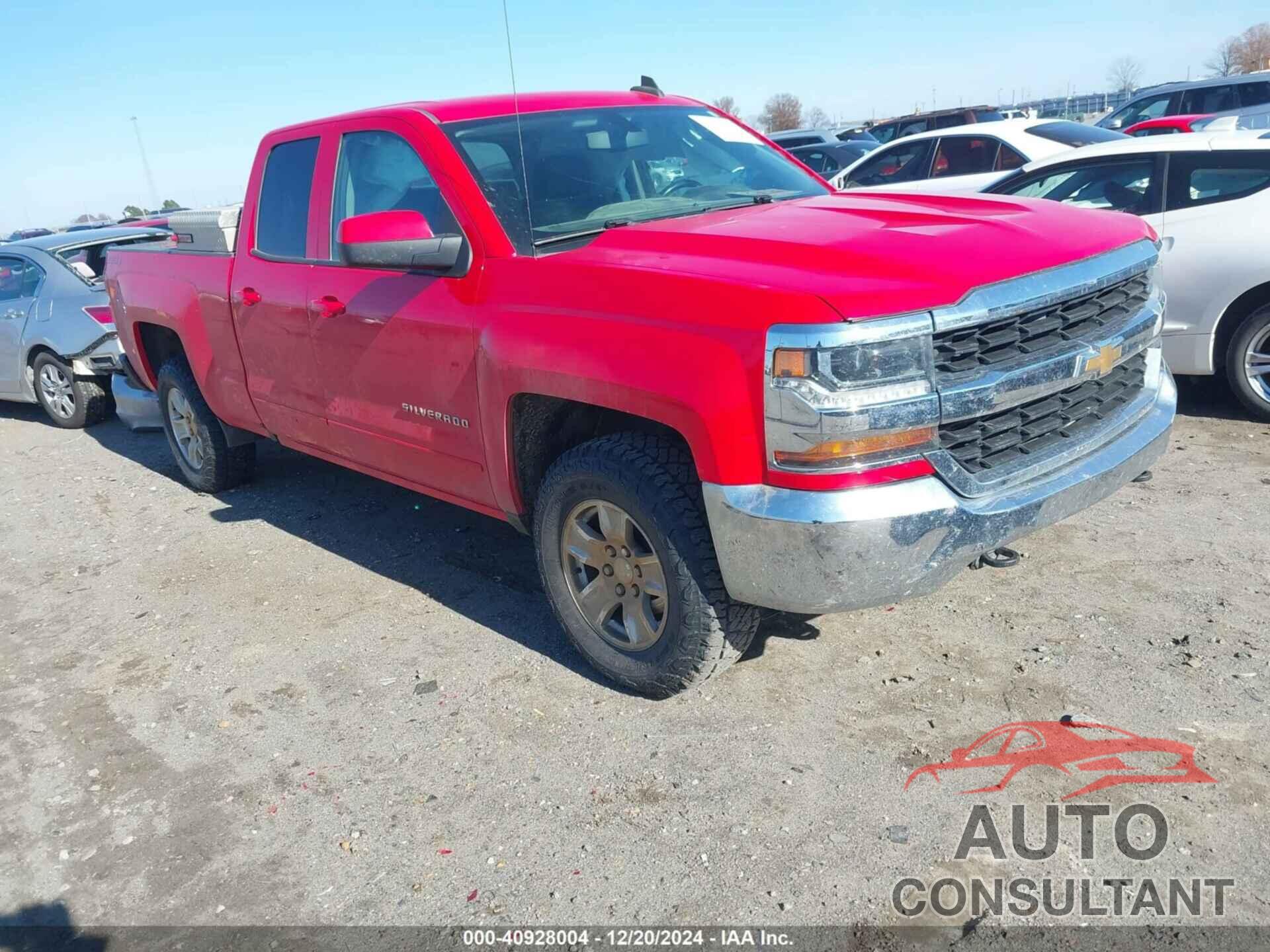 CHEVROLET SILVERADO 1500 2018 - 1GCVKREC3JZ143772