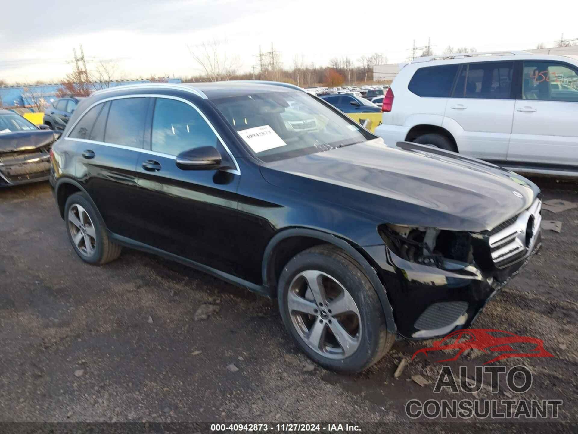 MERCEDES-BENZ GLC 300 2019 - WDC0G4KB2KV144652