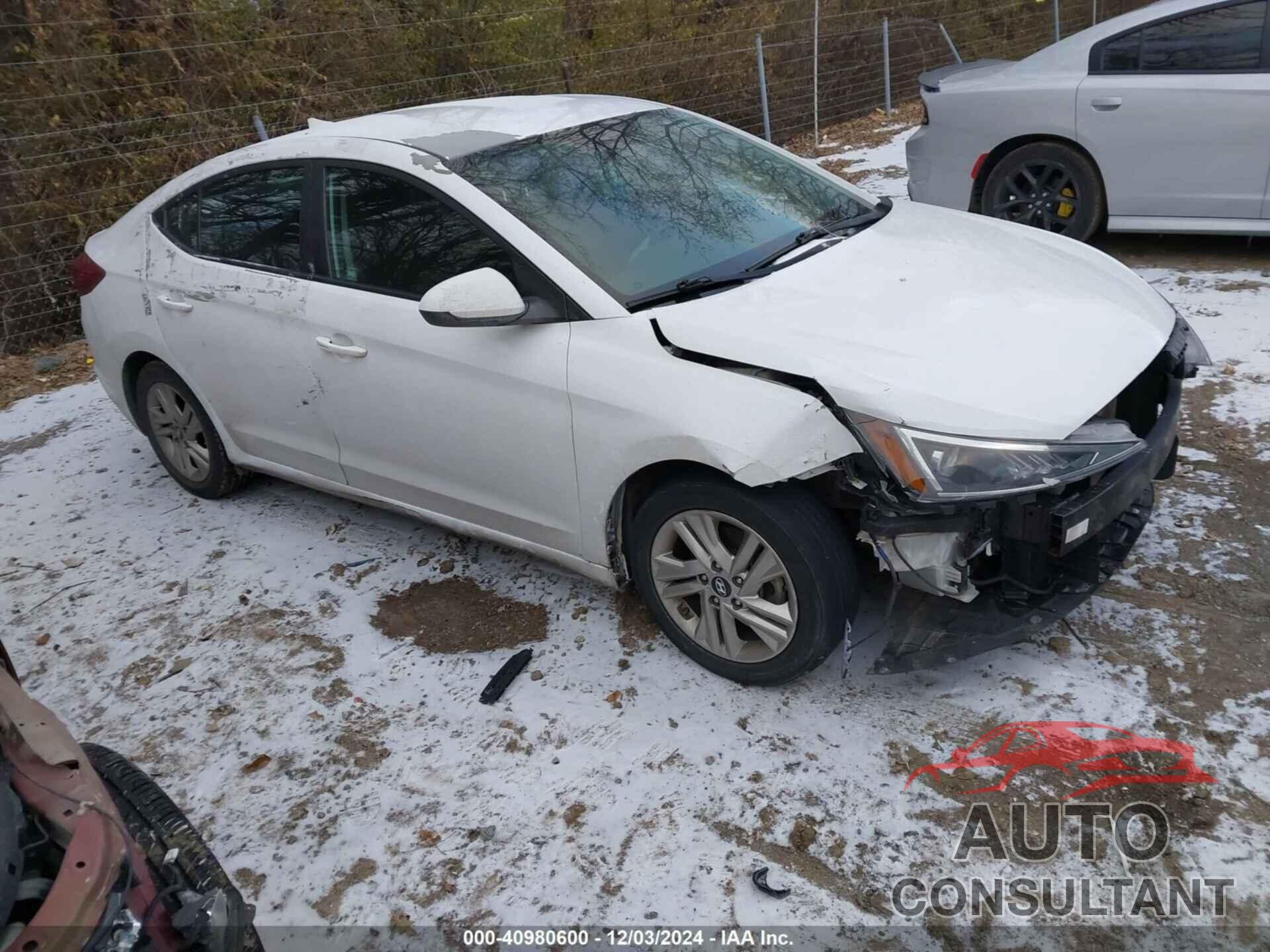 HYUNDAI ELANTRA 2019 - 5NPD84LF9KH407614