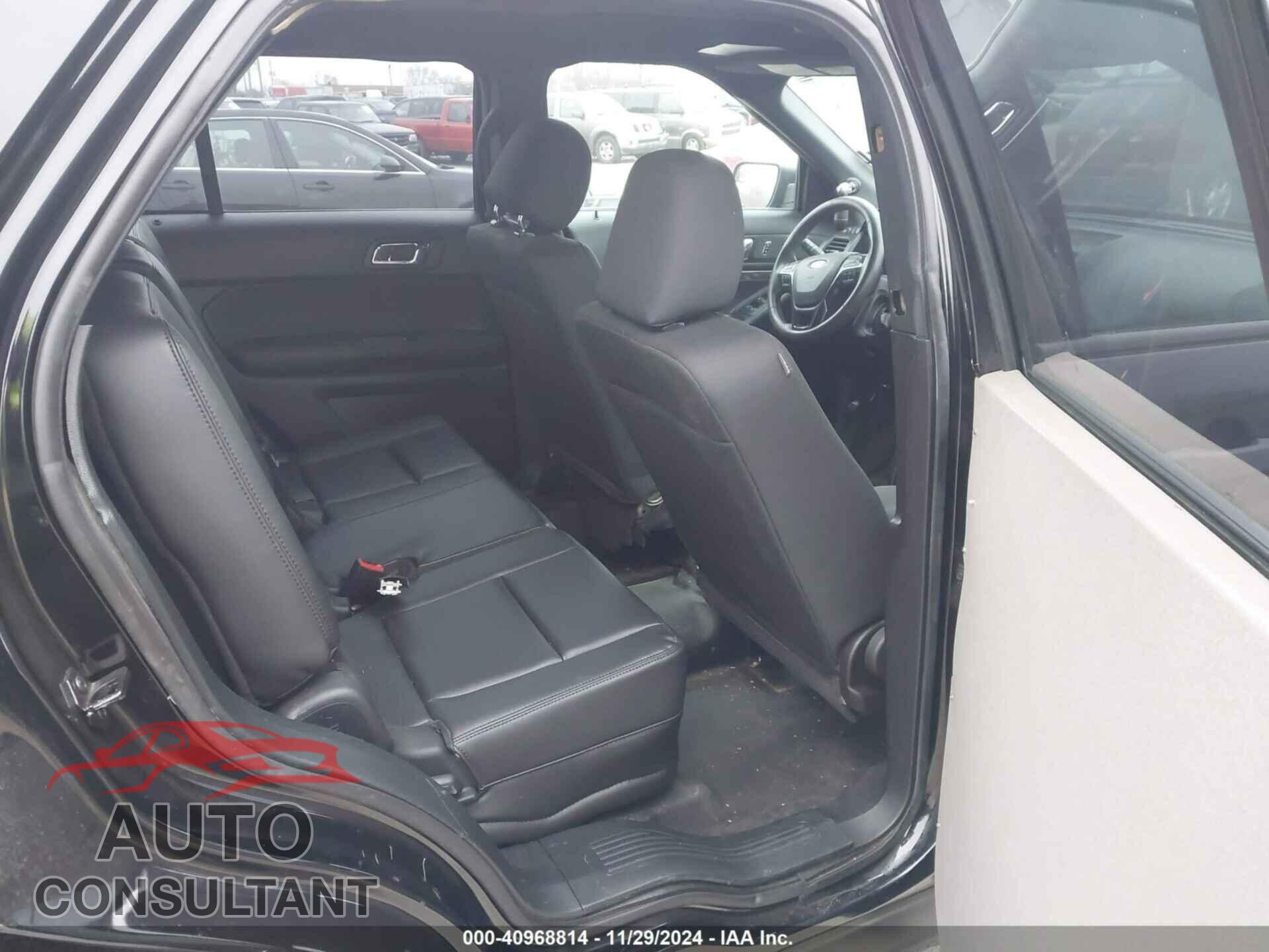 FORD POLICE INTERCEPTOR UTILITY 2018 - 1FM5K8AR9JGB12005
